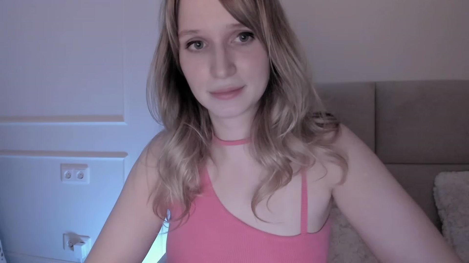 Gallery image thumbnail from Speculoos_'s myfreecams stream on, 03/06/2023, 21:21 image 20 of 20