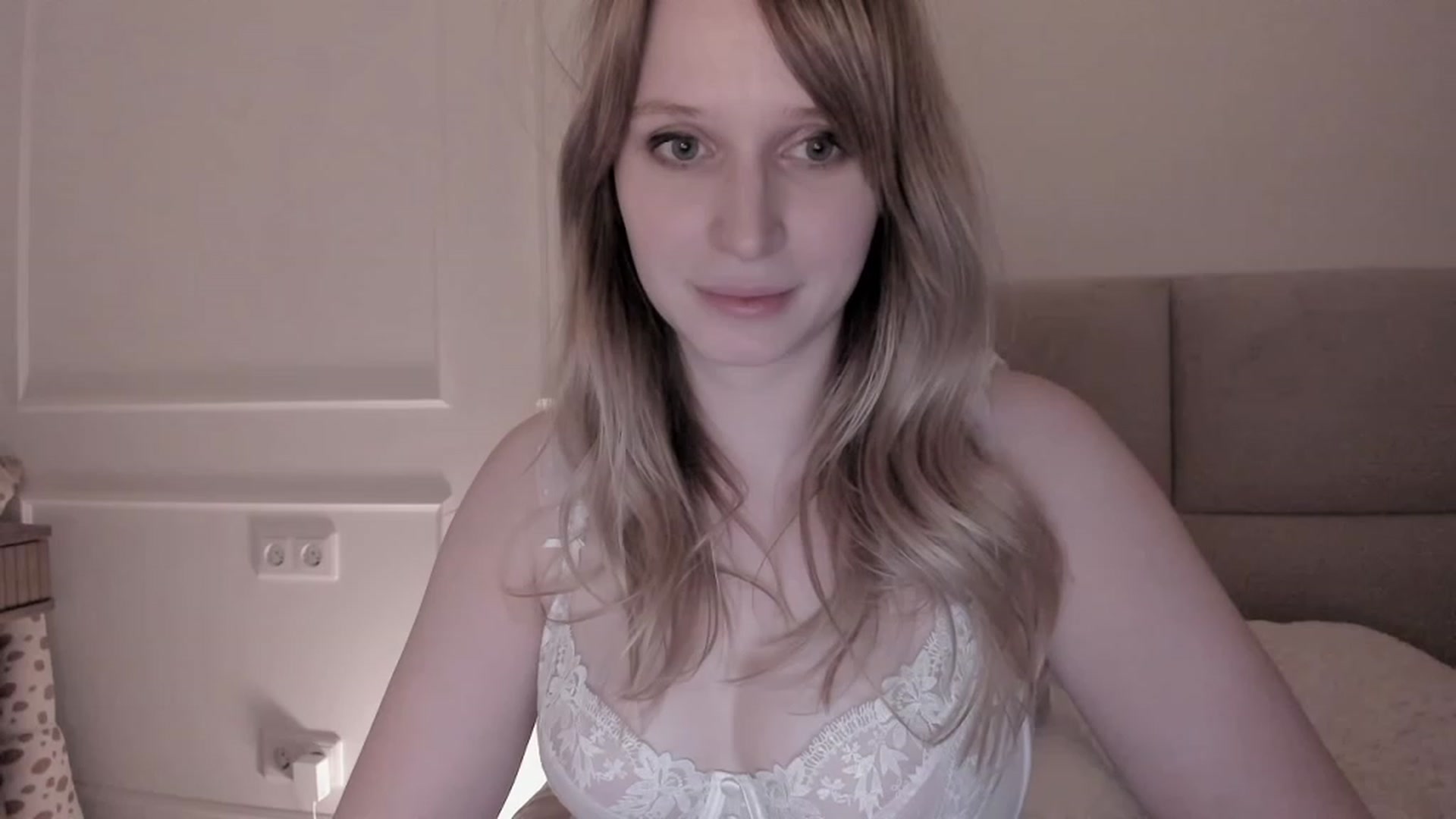 Gallery image thumbnail from Speculoos_'s myfreecams stream on, 03/07/2023, 21:27 image 1 of 20
