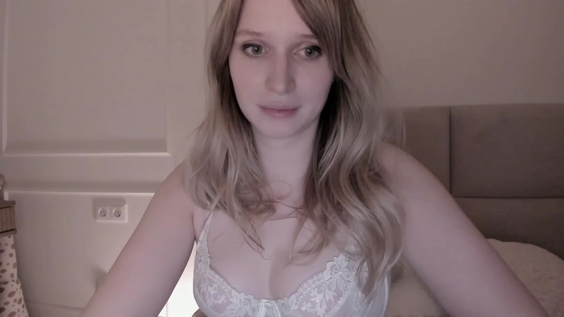Gallery image thumbnail from Speculoos_'s myfreecams stream on, 03/07/2023, 21:27 image 2 of 20