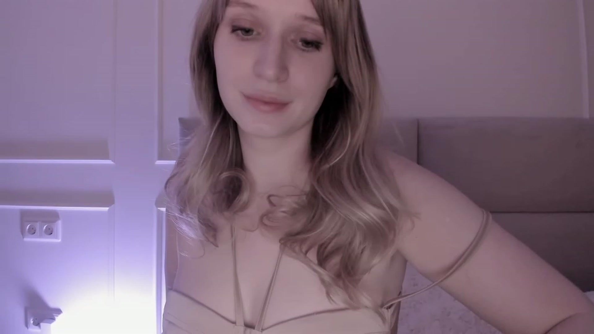 Gallery image thumbnail from Speculoos_'s myfreecams stream on, 03/12/2023, 21:13 image 19 of 20