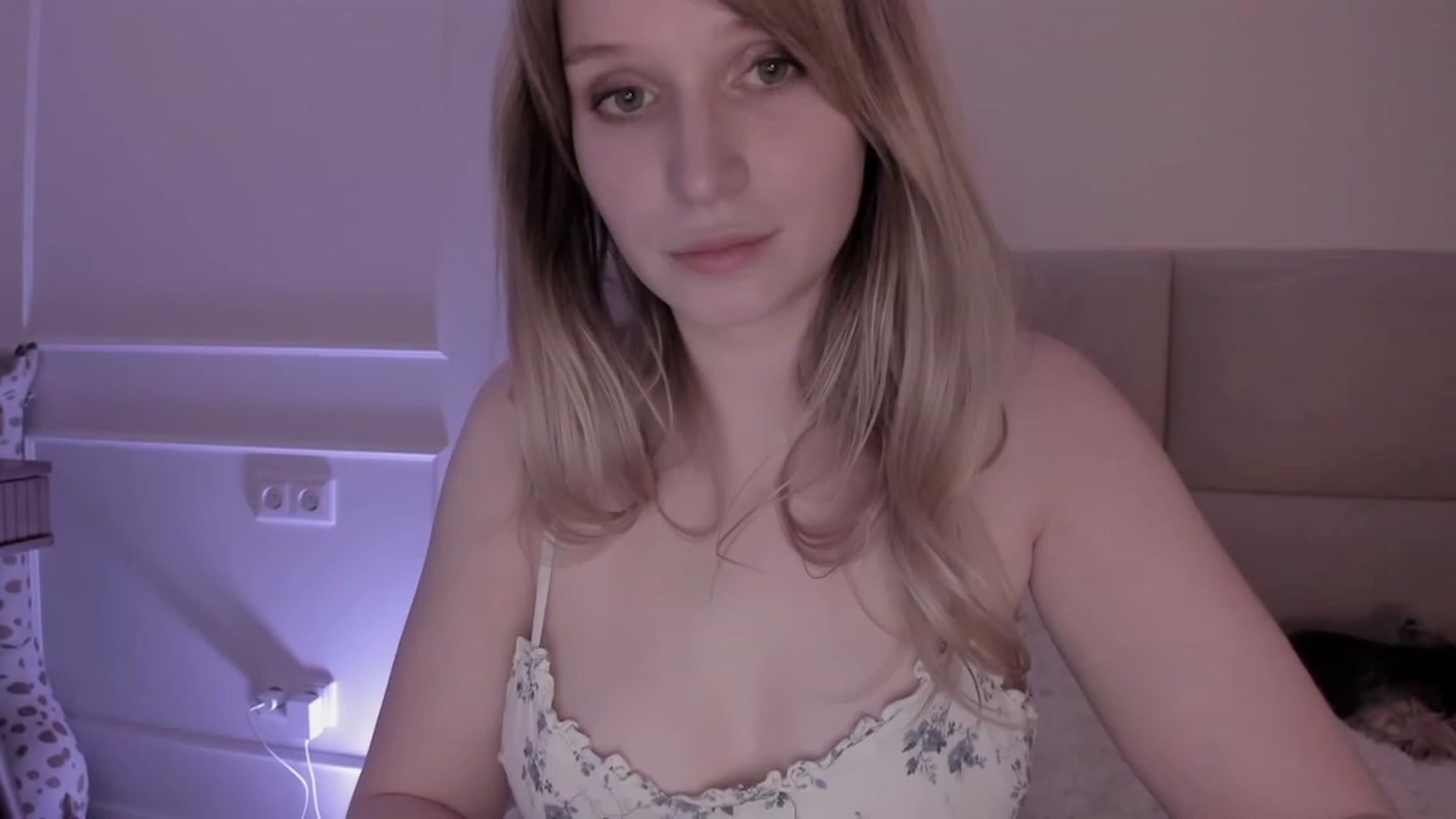Gallery image thumbnail from Speculoos_'s myfreecams stream on, 03/13/2023, 20:36 image 20 of 20