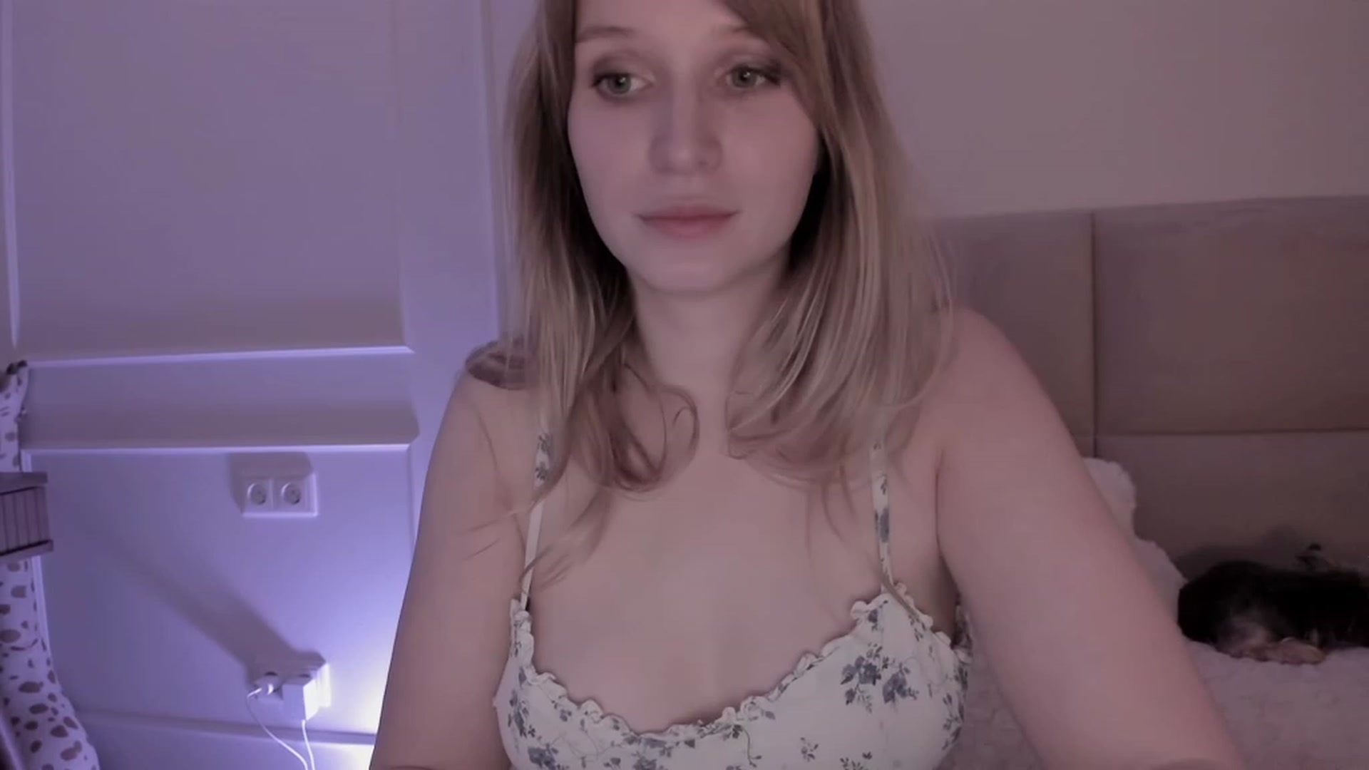 Gallery image thumbnail from Speculoos_'s myfreecams stream on, 03/13/2023, 20:36 image 11 of 20