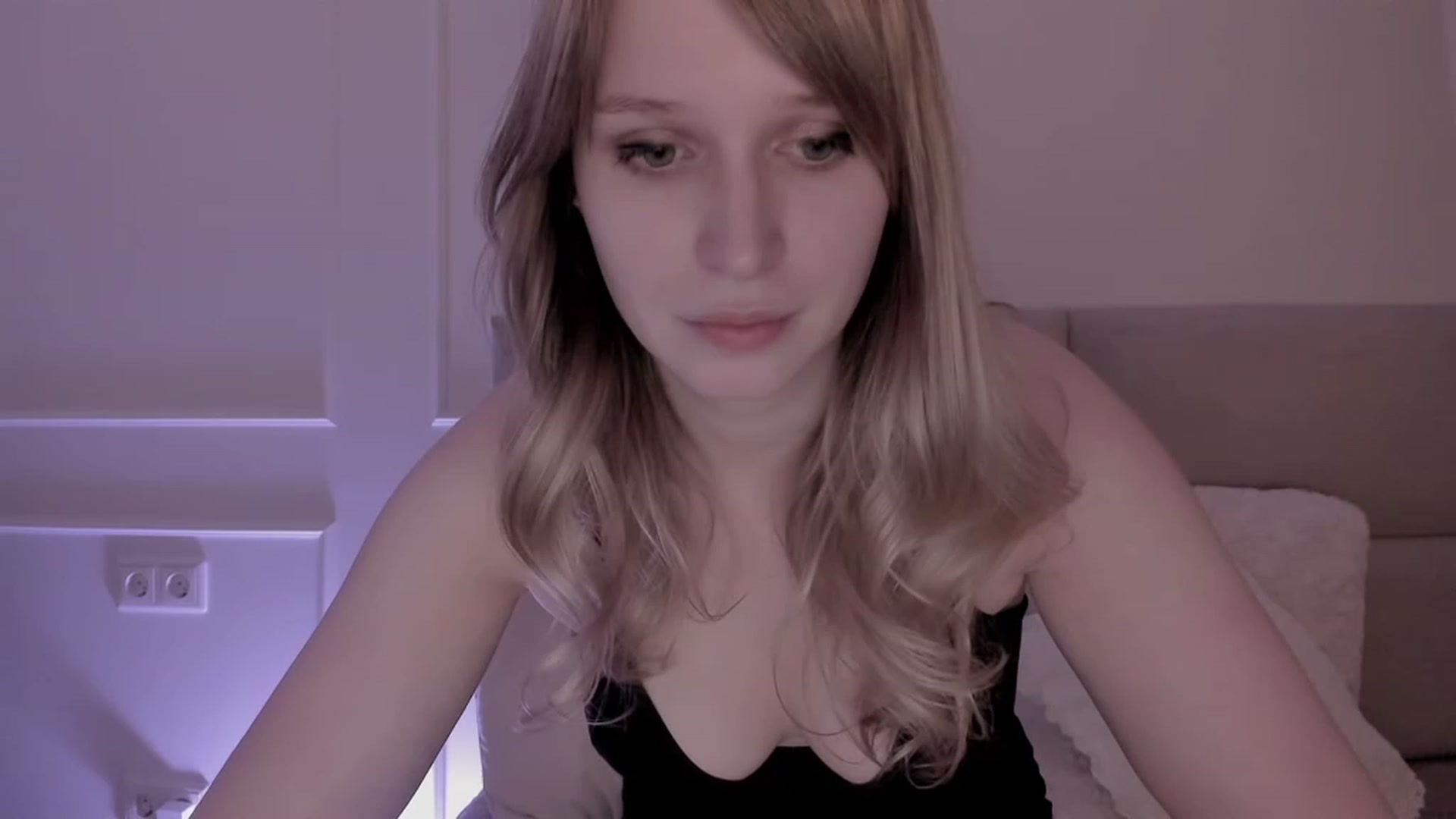 Gallery image thumbnail from Speculoos_'s myfreecams stream on, 03/15/2023, 20:51 image 13 of 20
