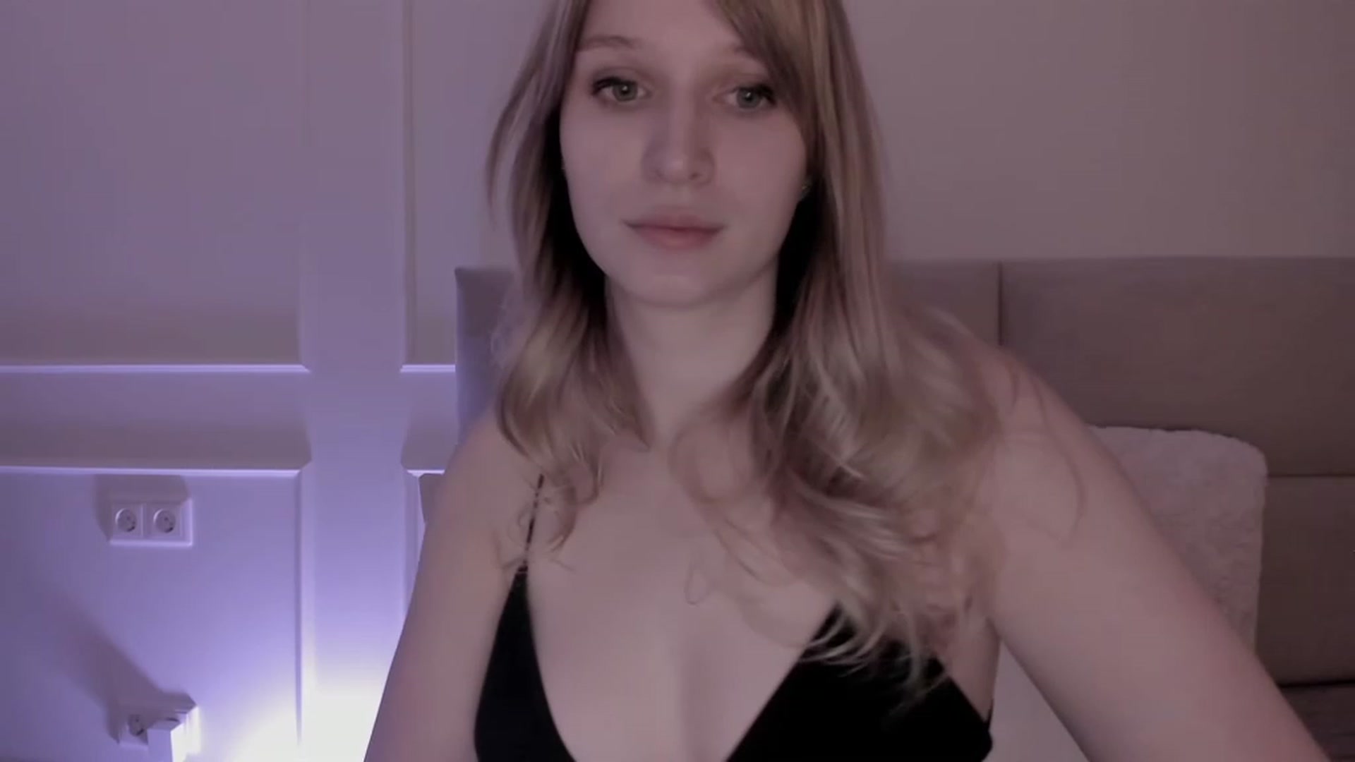 Gallery image thumbnail from Speculoos_'s myfreecams stream on, 03/15/2023, 20:51 image 12 of 20