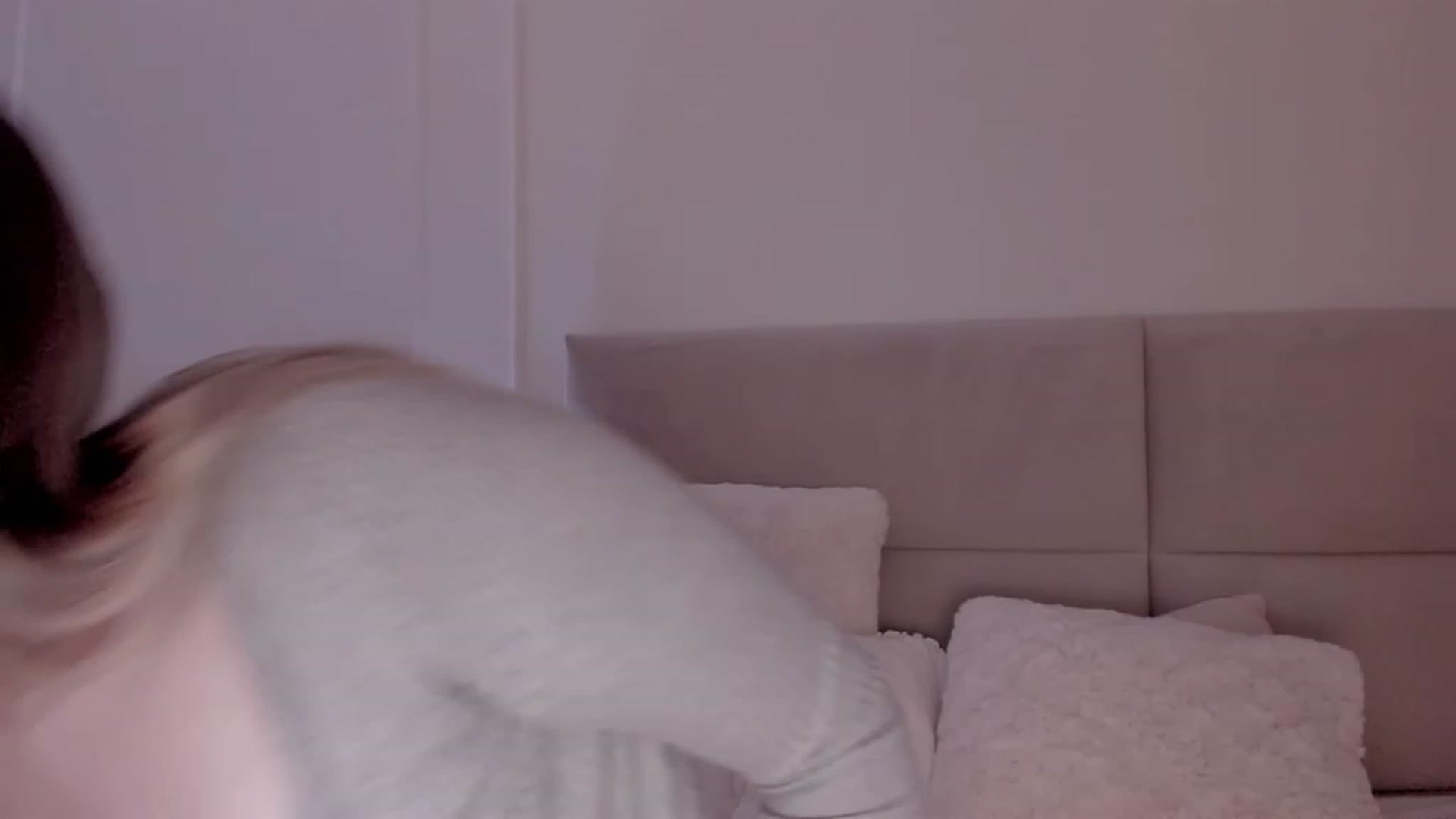 Gallery image thumbnail from Speculoos_'s myfreecams stream on, 03/22/2023, 21:05 image 3 of 20