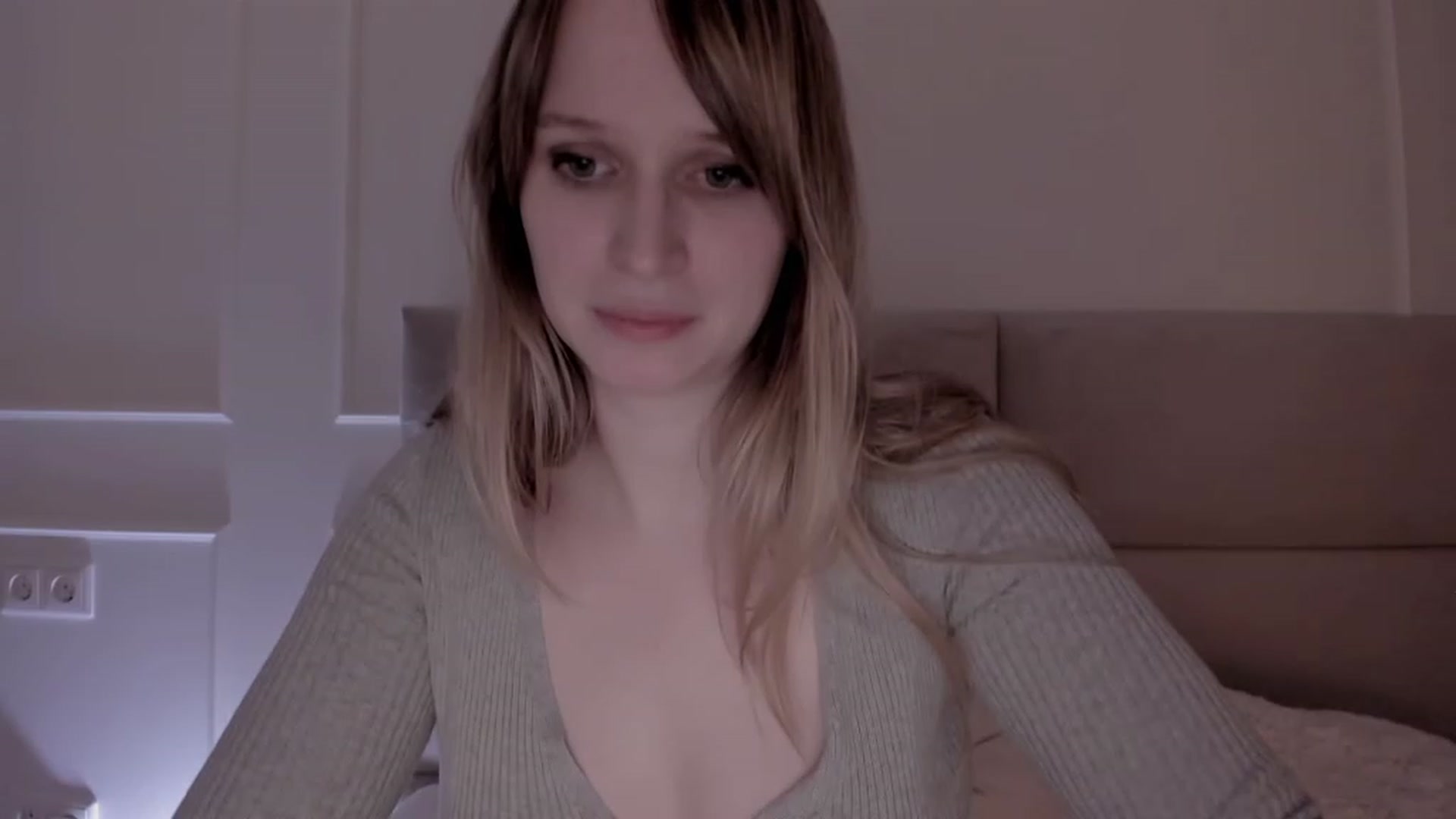 Gallery image thumbnail from Speculoos_'s myfreecams stream on, 03/22/2023, 21:05 image 20 of 20