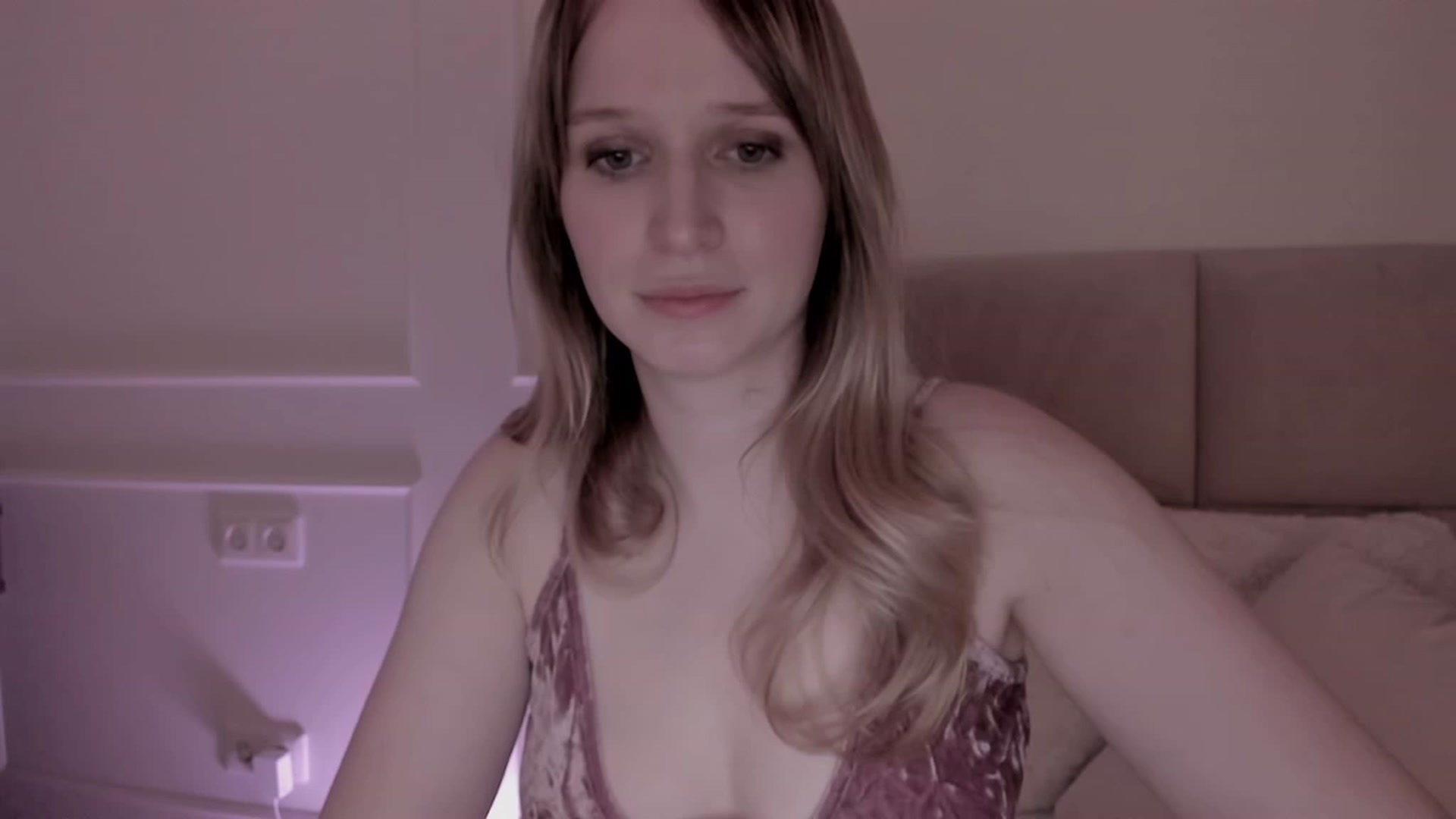 Gallery image thumbnail from Speculoos_'s myfreecams stream on, 03/23/2023, 20:58 image 11 of 20