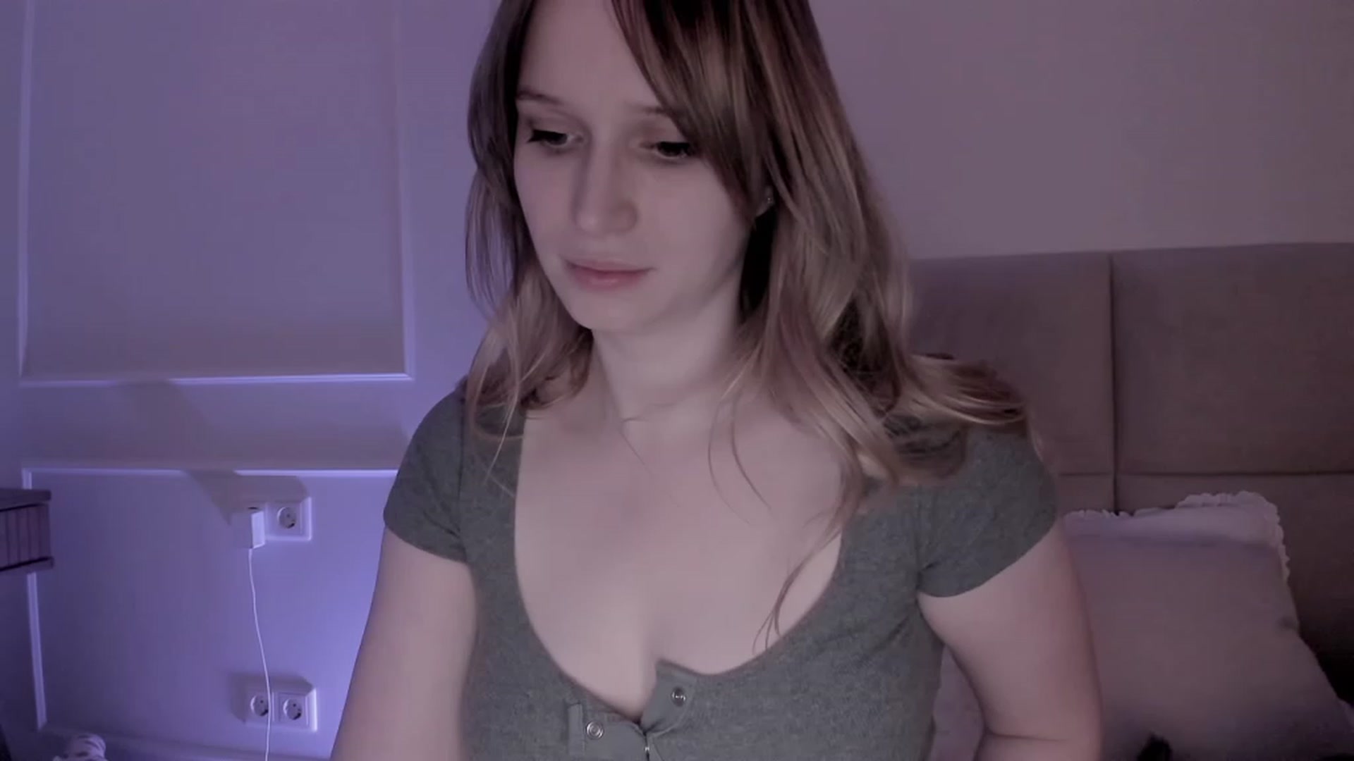 Gallery image thumbnail from Speculoos_'s myfreecams stream on, 04/21/2023, 20:55 image 1 of 20