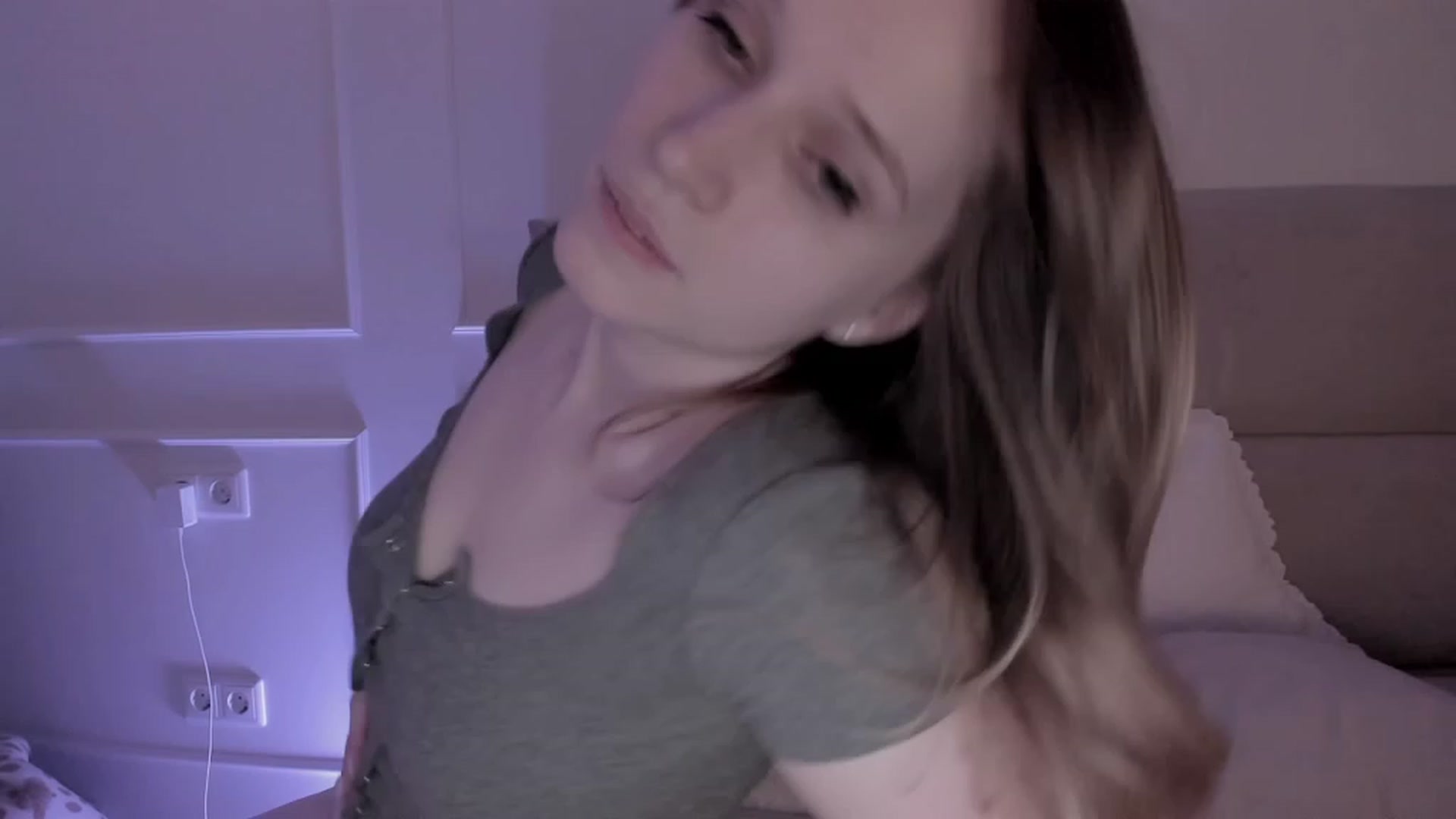 Gallery image thumbnail from Speculoos_'s myfreecams stream on, 04/21/2023, 20:55 image 16 of 20