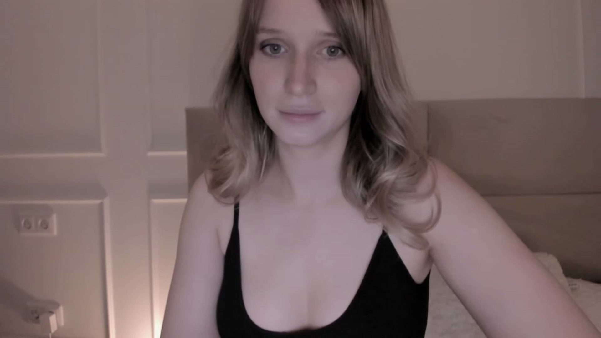 Gallery image thumbnail from Speculoos_'s myfreecams stream on, 05/02/2023, 20:14 image 7 of 20