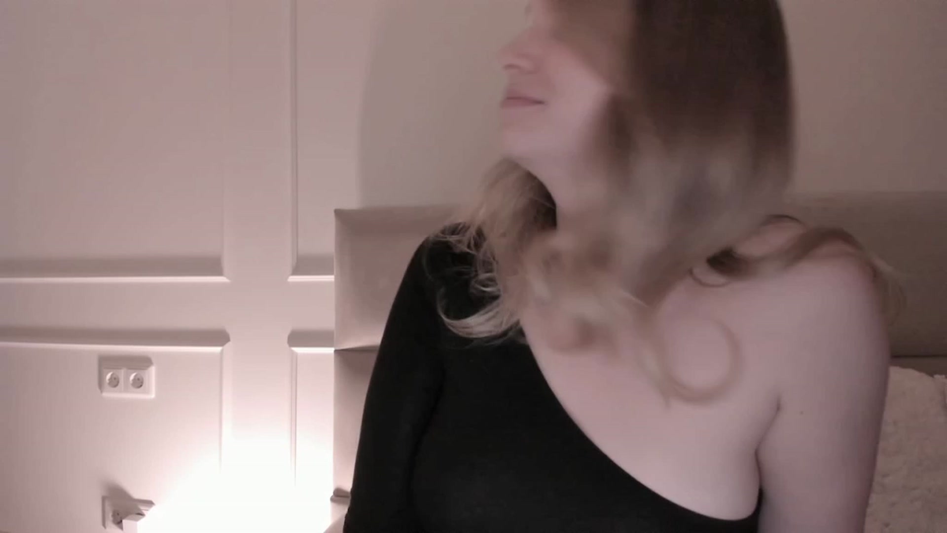 Gallery image thumbnail from Speculoos_'s myfreecams stream on, 05/31/2023, 20:44 image 2 of 20