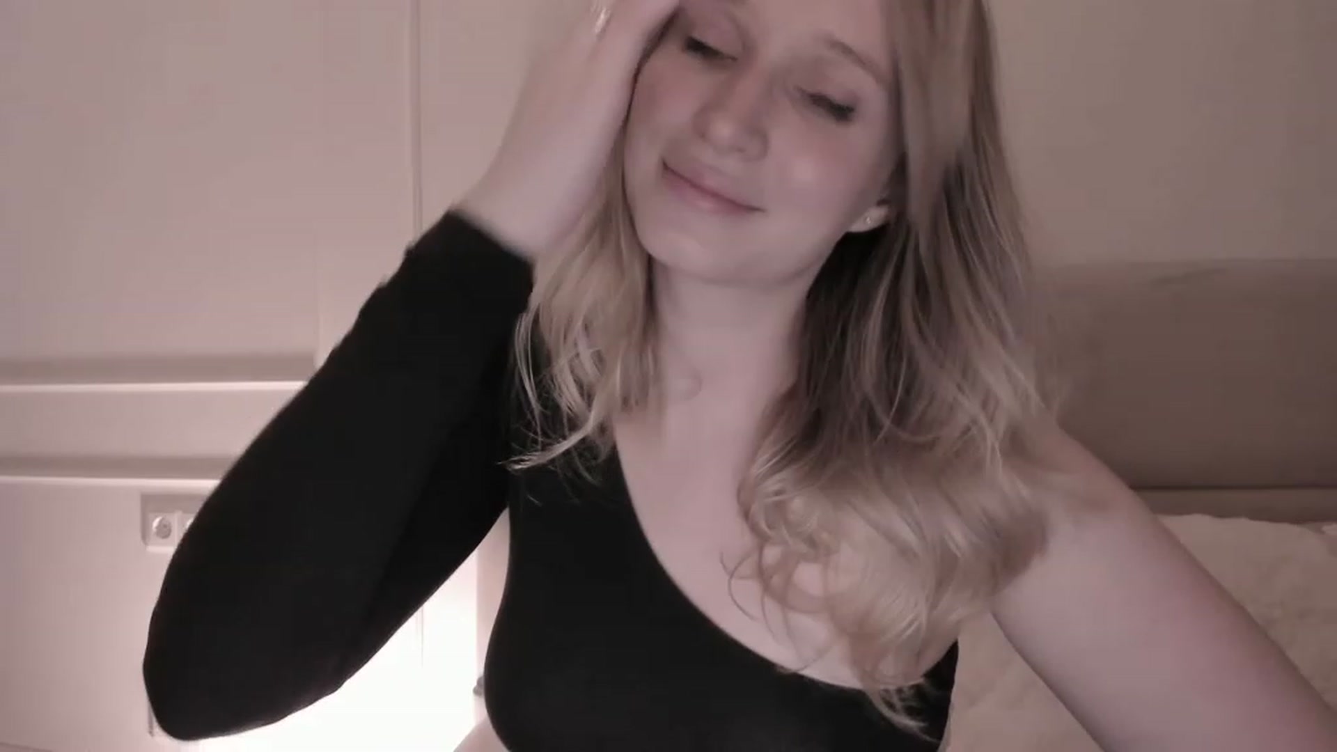 Gallery image thumbnail from Speculoos_'s myfreecams stream on, 05/31/2023, 20:44 image 9 of 20