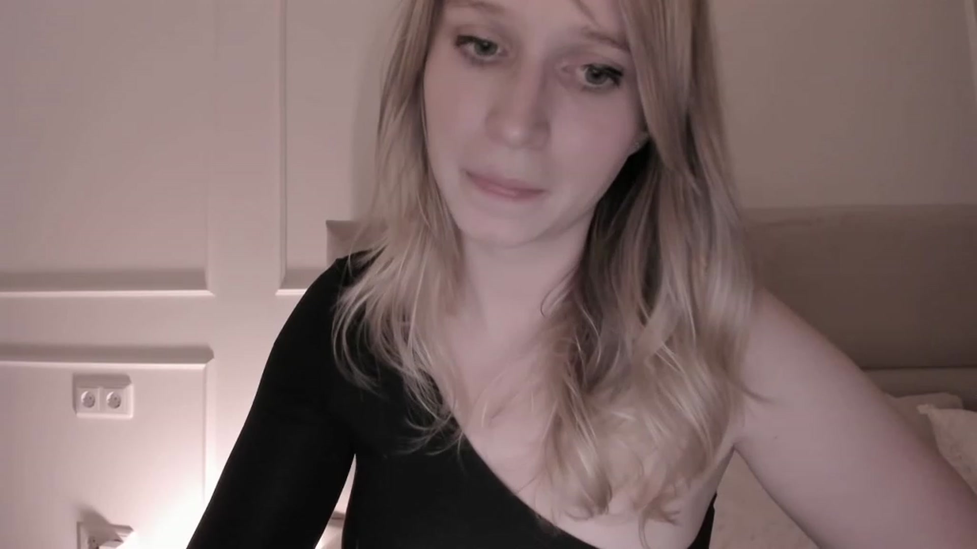 Gallery image thumbnail from Speculoos_'s myfreecams stream on, 05/31/2023, 20:44 image 17 of 20
