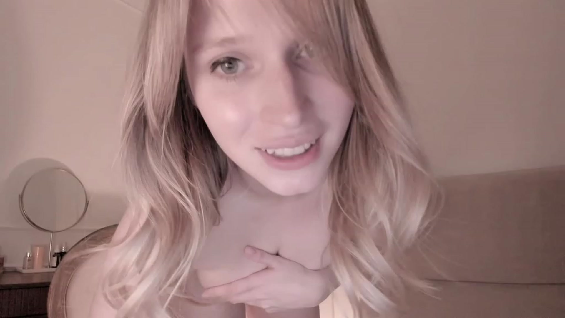 Gallery image thumbnail from Speculoos_'s myfreecams stream on, 06/08/2023, 20:26 image 13 of 20