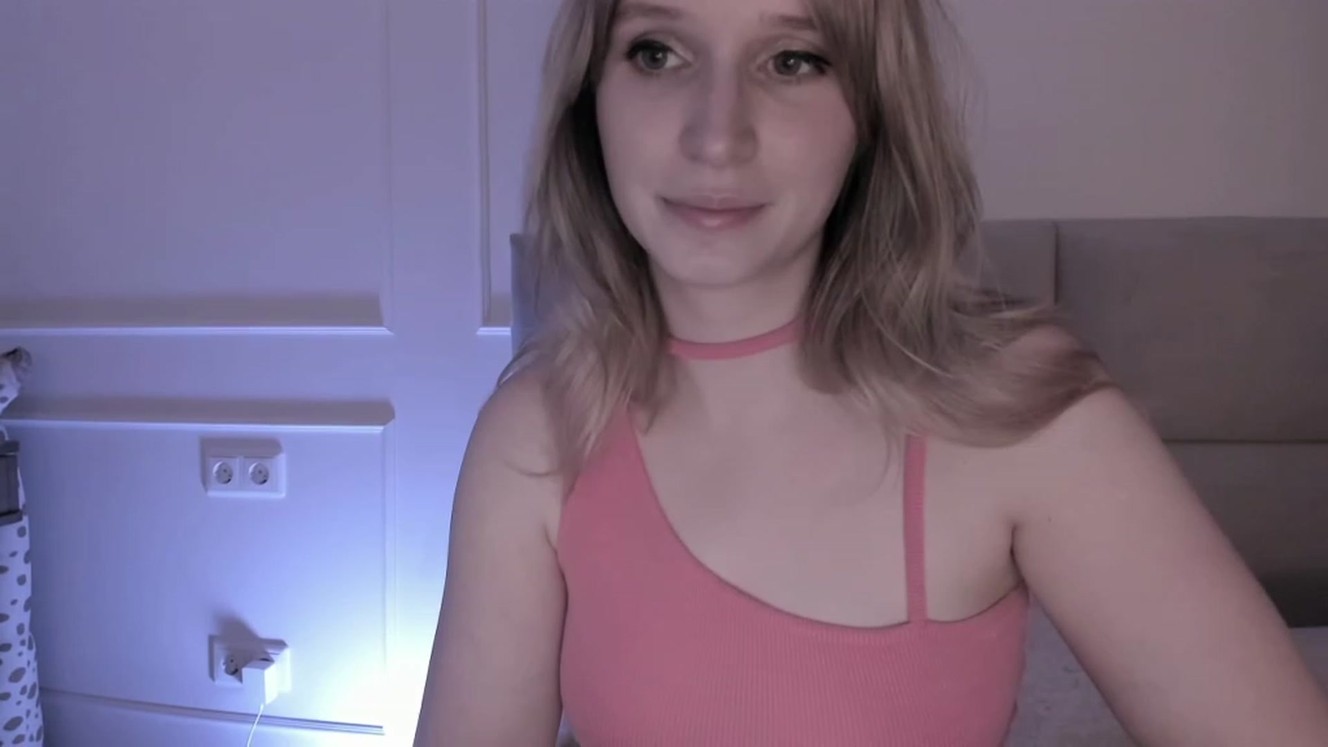 Gallery image thumbnail from Speculoos_'s myfreecams stream on, 07/18/2023, 20:09 image 17 of 20