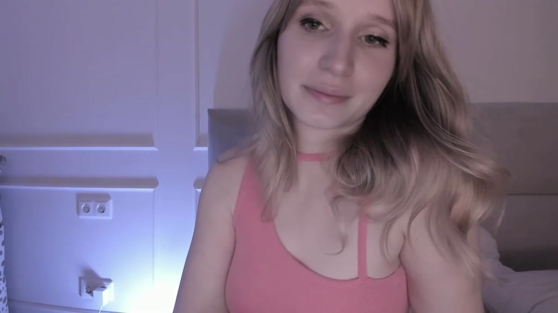 Gallery image thumbnail from Speculoos_'s myfreecams stream on, 07/18/2023, 20:09 image 18 of 20