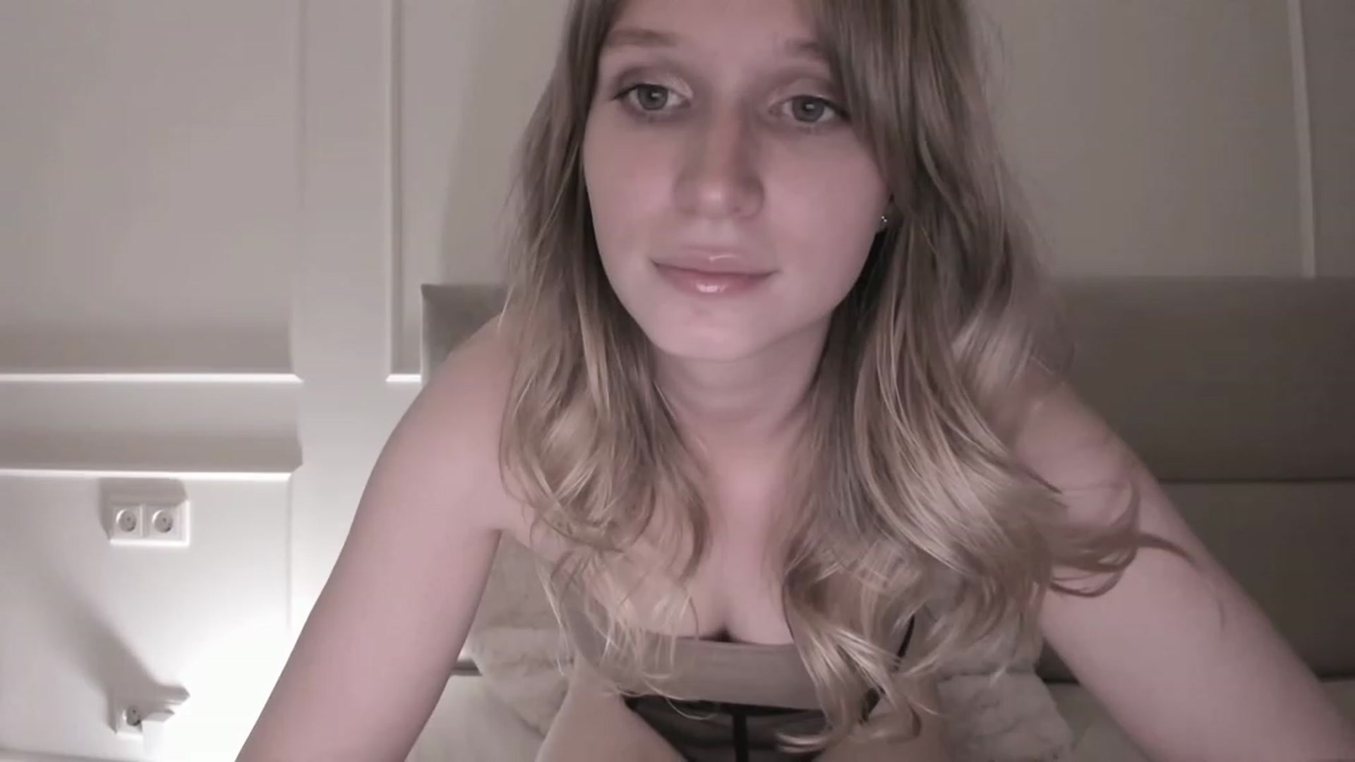 Gallery image thumbnail from Speculoos_'s myfreecams stream on, 07/22/2023, 20:19 image 2 of 20