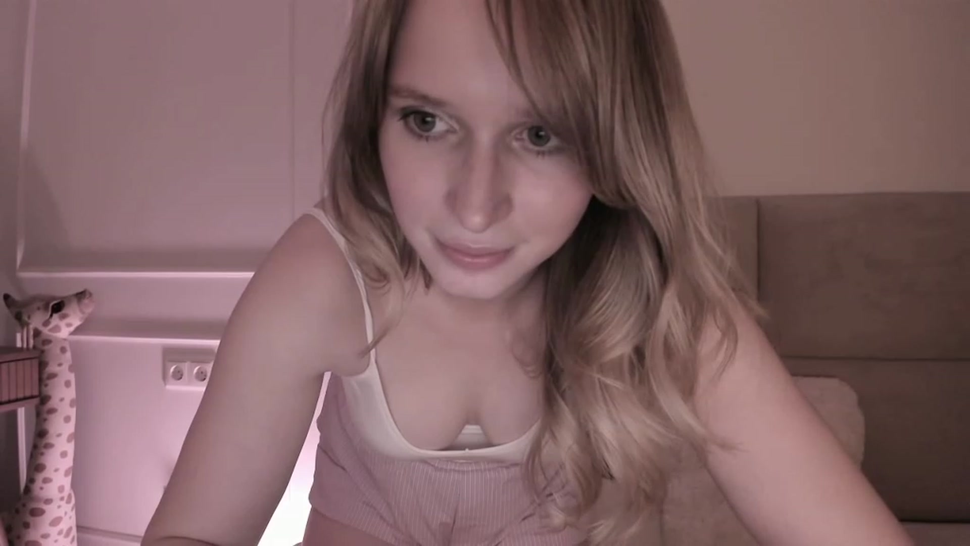 Gallery image thumbnail from Speculoos_'s myfreecams stream on, 07/26/2023, 20:02 image 6 of 20