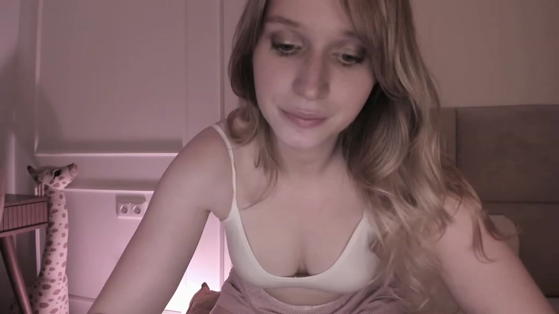 Gallery image thumbnail from Speculoos_'s myfreecams stream on, 07/26/2023, 20:02 image 17 of 20