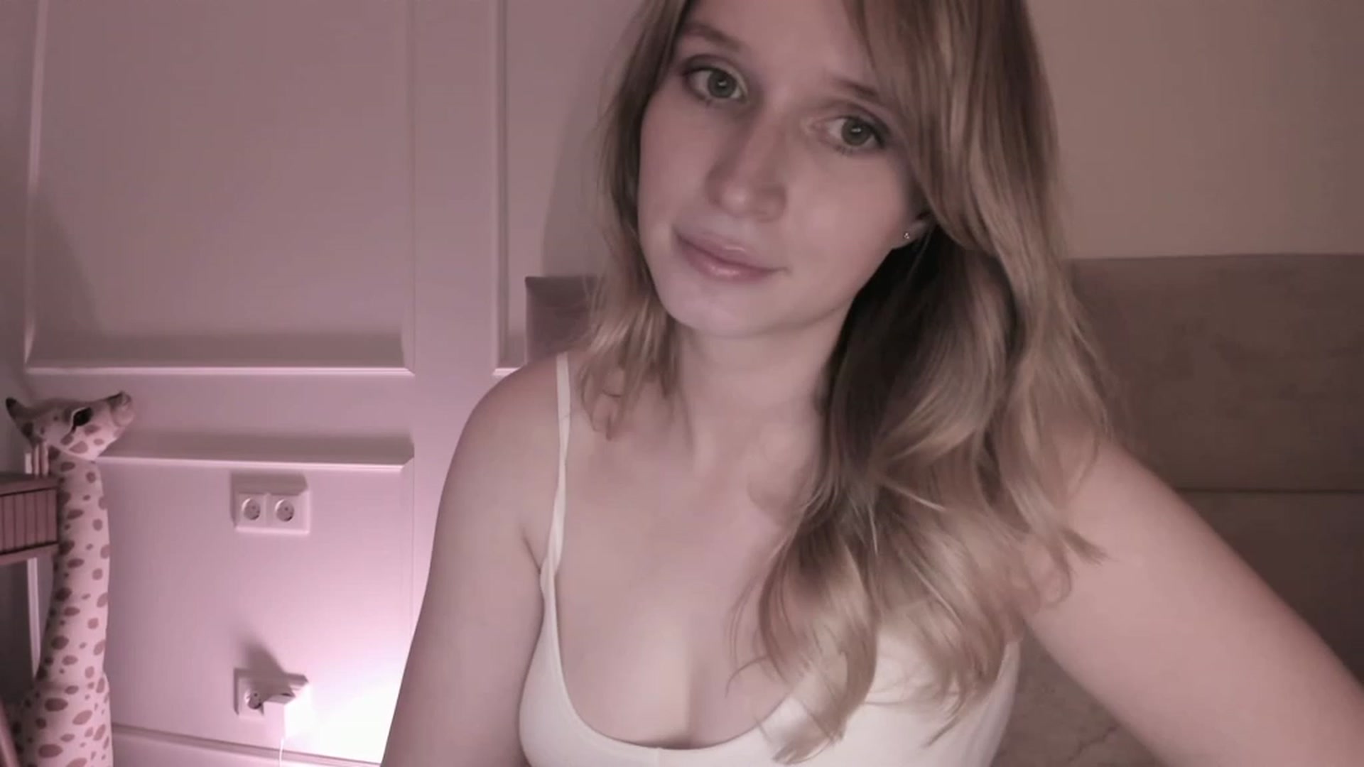 Gallery image thumbnail from Speculoos_'s myfreecams stream on, 07/26/2023, 20:02 image 10 of 20