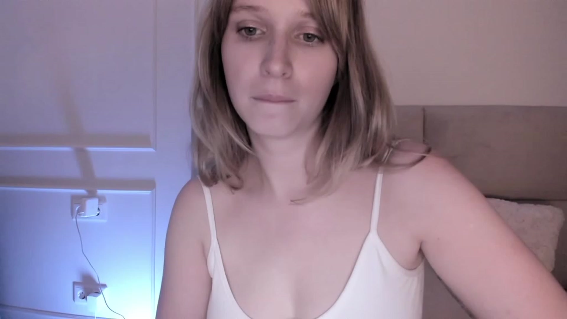 Gallery image thumbnail from Speculoos_'s myfreecams stream on, 08/18/2023, 19:41 image 12 of 20