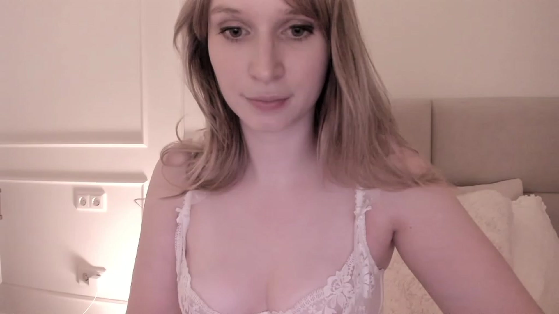 Gallery image thumbnail from Speculoos_'s myfreecams stream on, 10/10/2023, 20:41 image 9 of 20