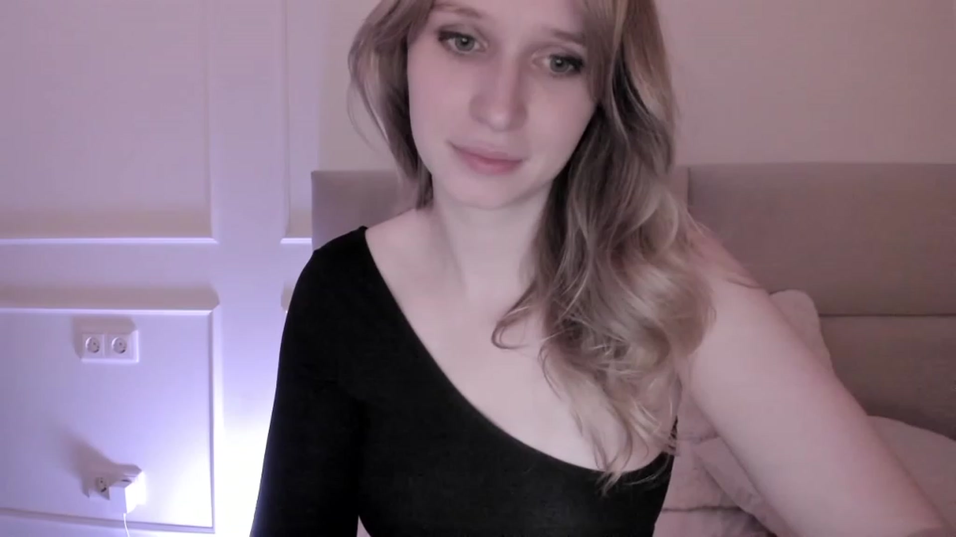 Gallery image thumbnail from Speculoos_'s myfreecams stream on, 10/26/2023, 20:28 image 19 of 20