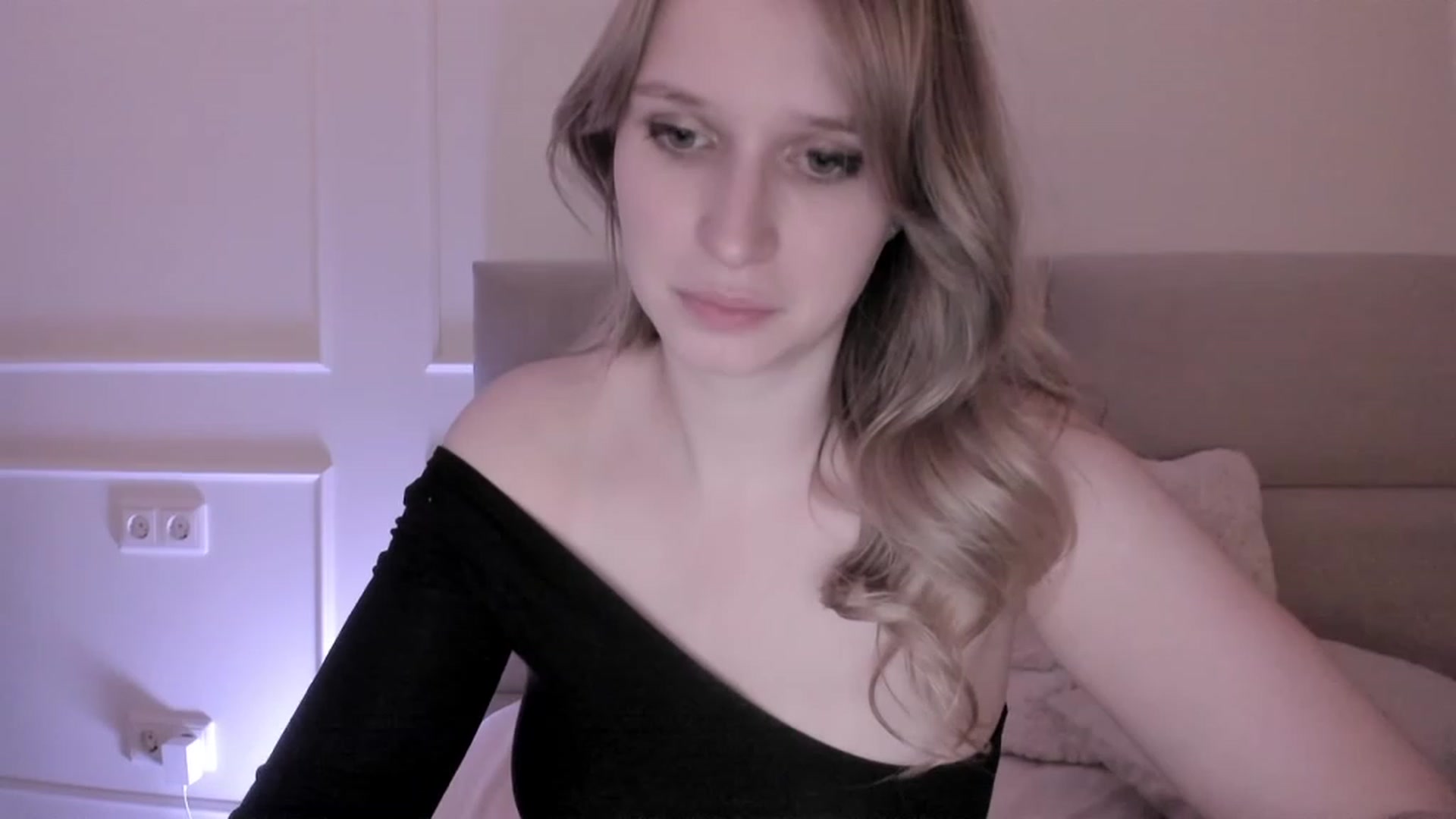Gallery image thumbnail from Speculoos_'s myfreecams stream on, 10/26/2023, 20:28 image 1 of 20