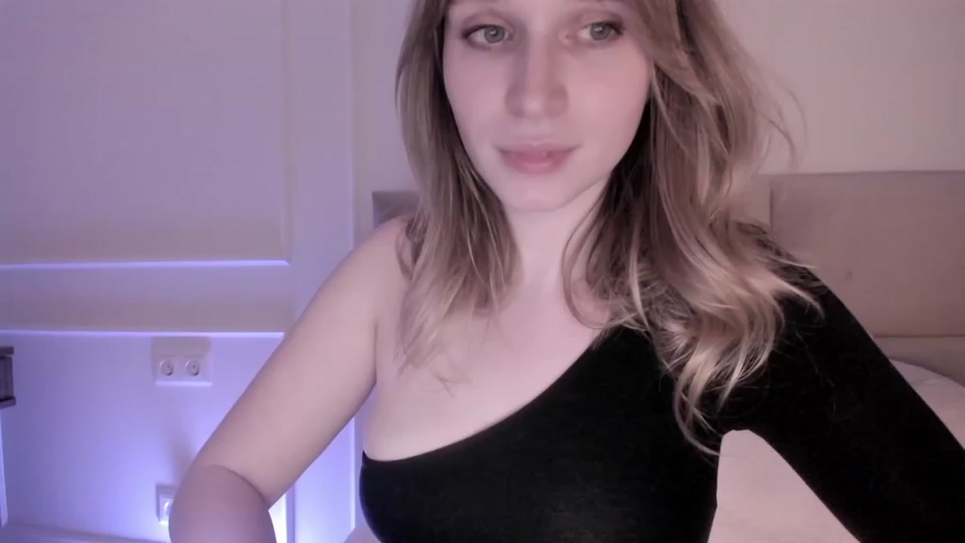 Gallery image thumbnail from Speculoos_'s myfreecams stream on, 11/21/2023, 21:00 image 4 of 20