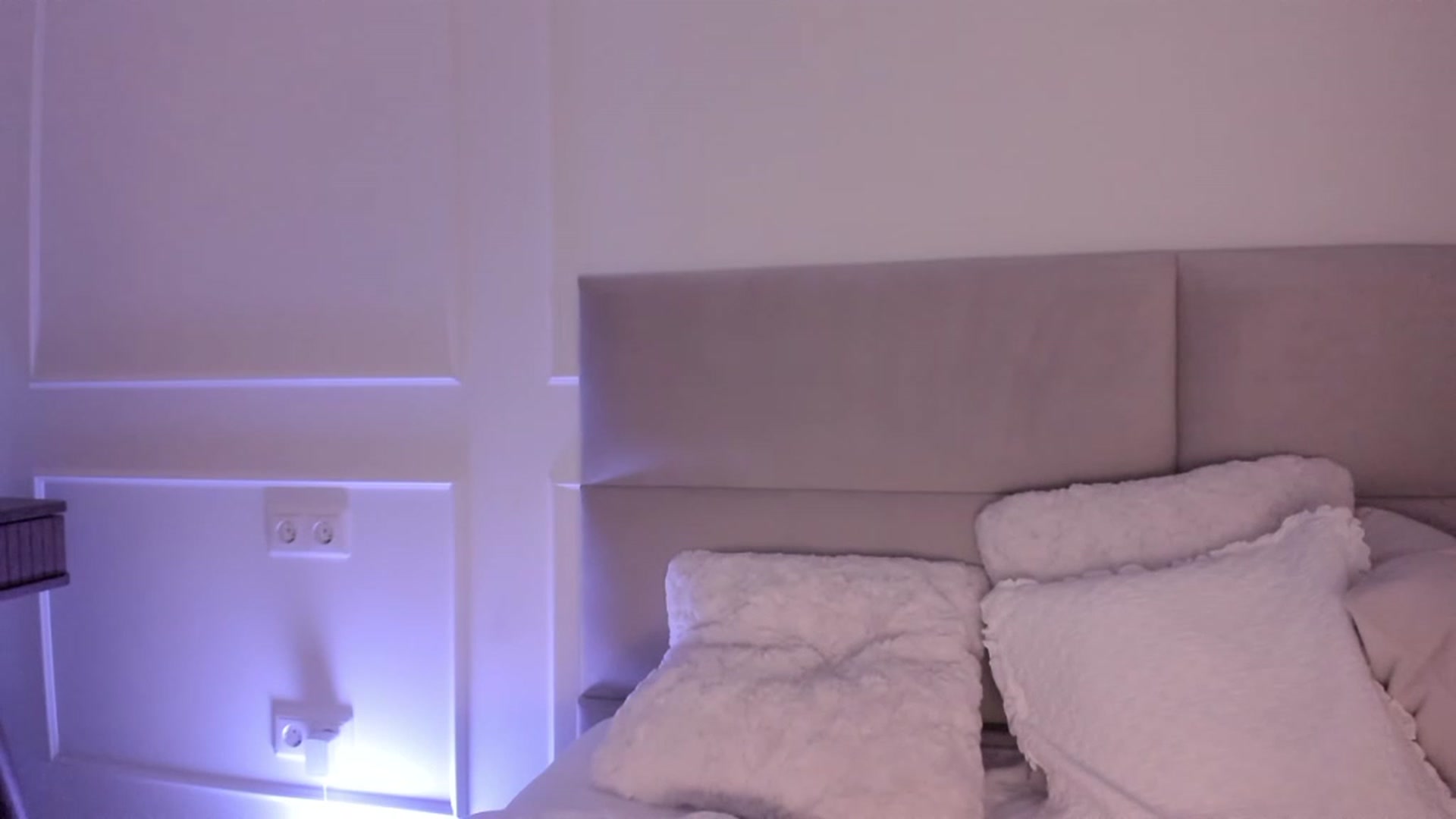 Gallery image thumbnail from Speculoos_'s myfreecams stream on, 11/21/2023, 21:00 image 18 of 20