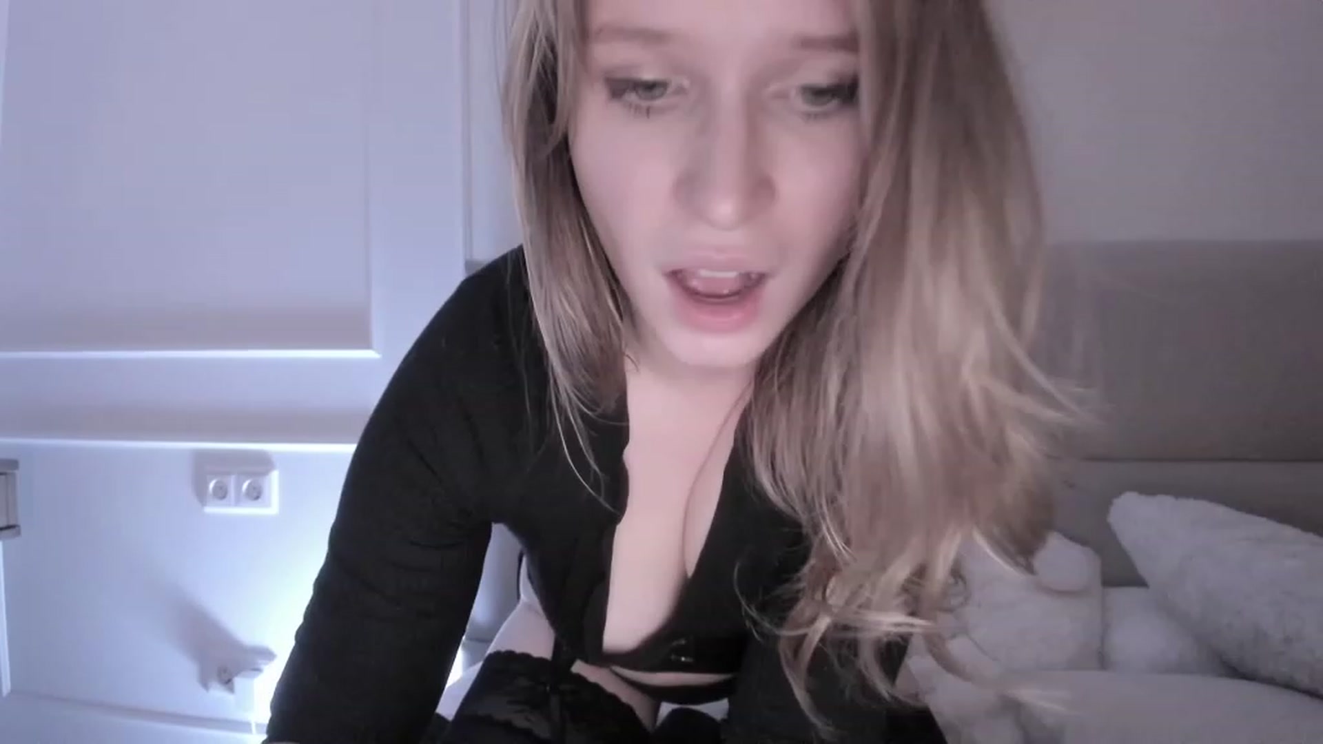 Gallery image thumbnail from Speculoos_'s myfreecams stream on, 12/14/2023, 20:57 image 20 of 20