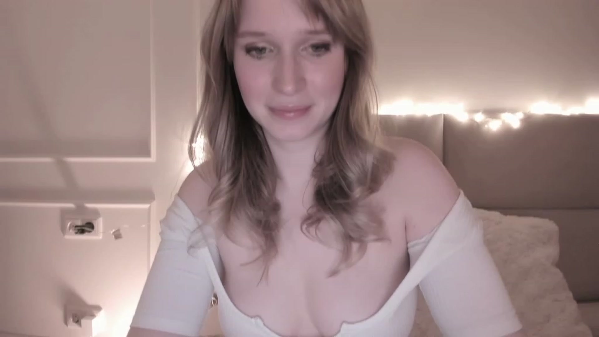 Gallery image thumbnail from Speculoos_'s myfreecams stream on, 12/20/2023, 20:15 image 6 of 20