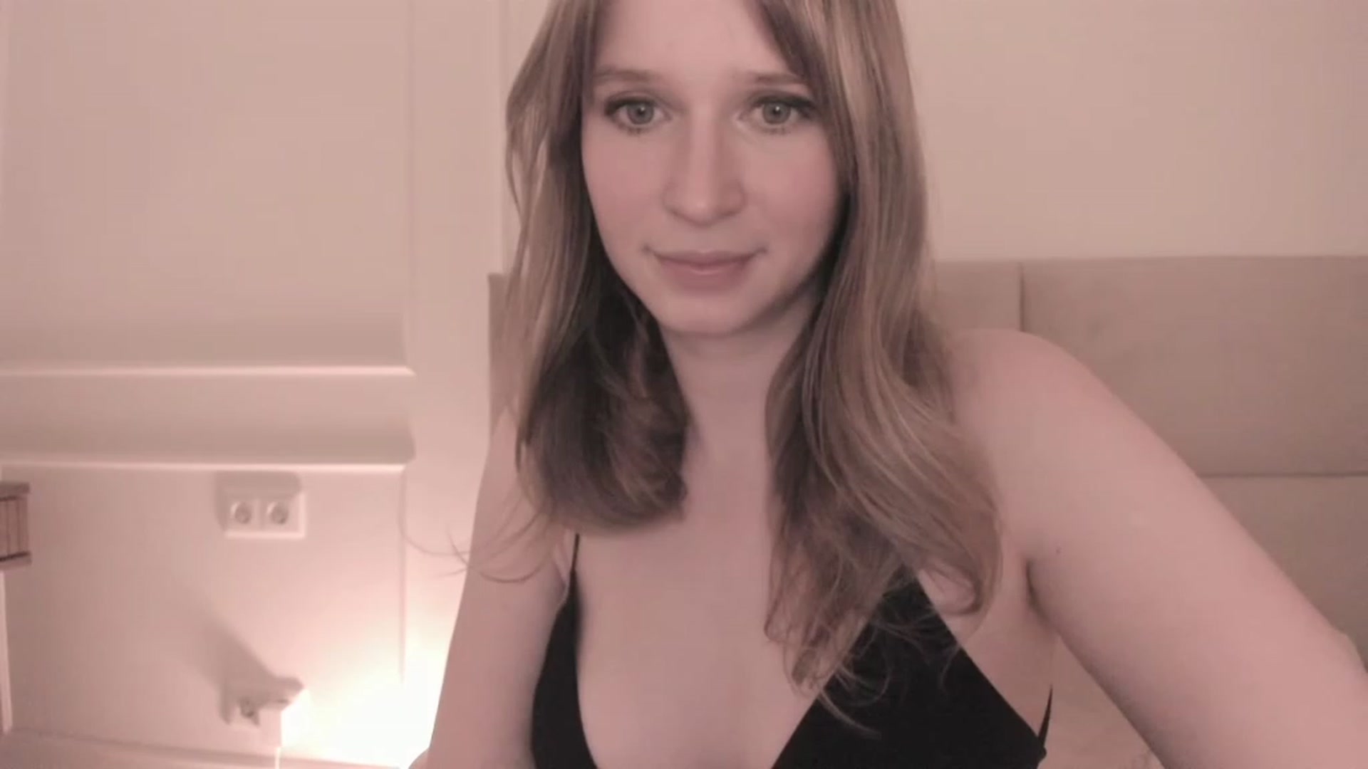 Gallery image thumbnail from Speculoos_'s myfreecams stream on, 01/23/2024, 20:38 image 8 of 20
