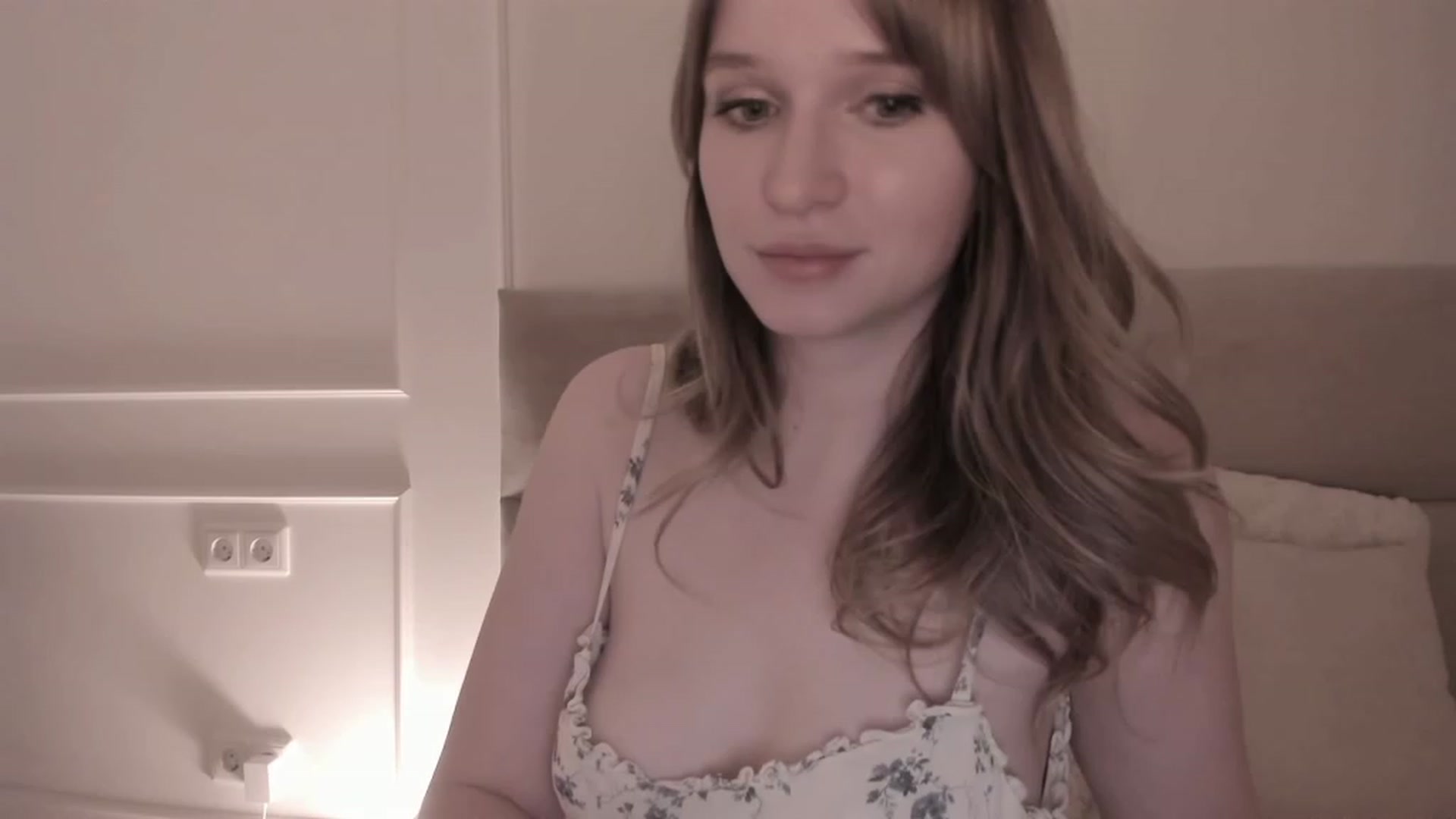 Gallery image thumbnail from Speculoos_'s myfreecams stream on, 01/31/2024, 20:35 image 19 of 20