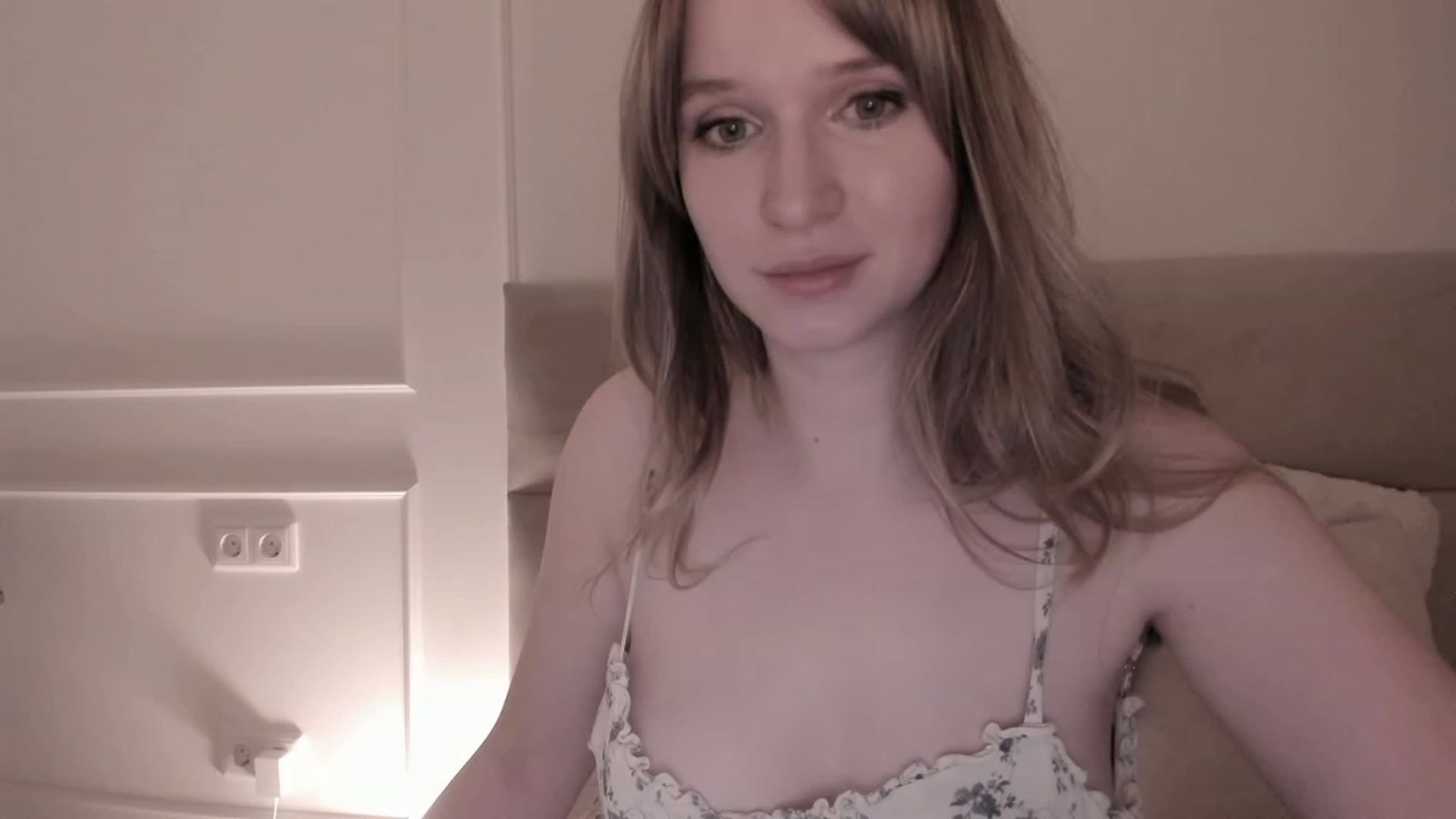 Gallery image thumbnail from Speculoos_'s myfreecams stream on, 01/31/2024, 20:35 image 9 of 20
