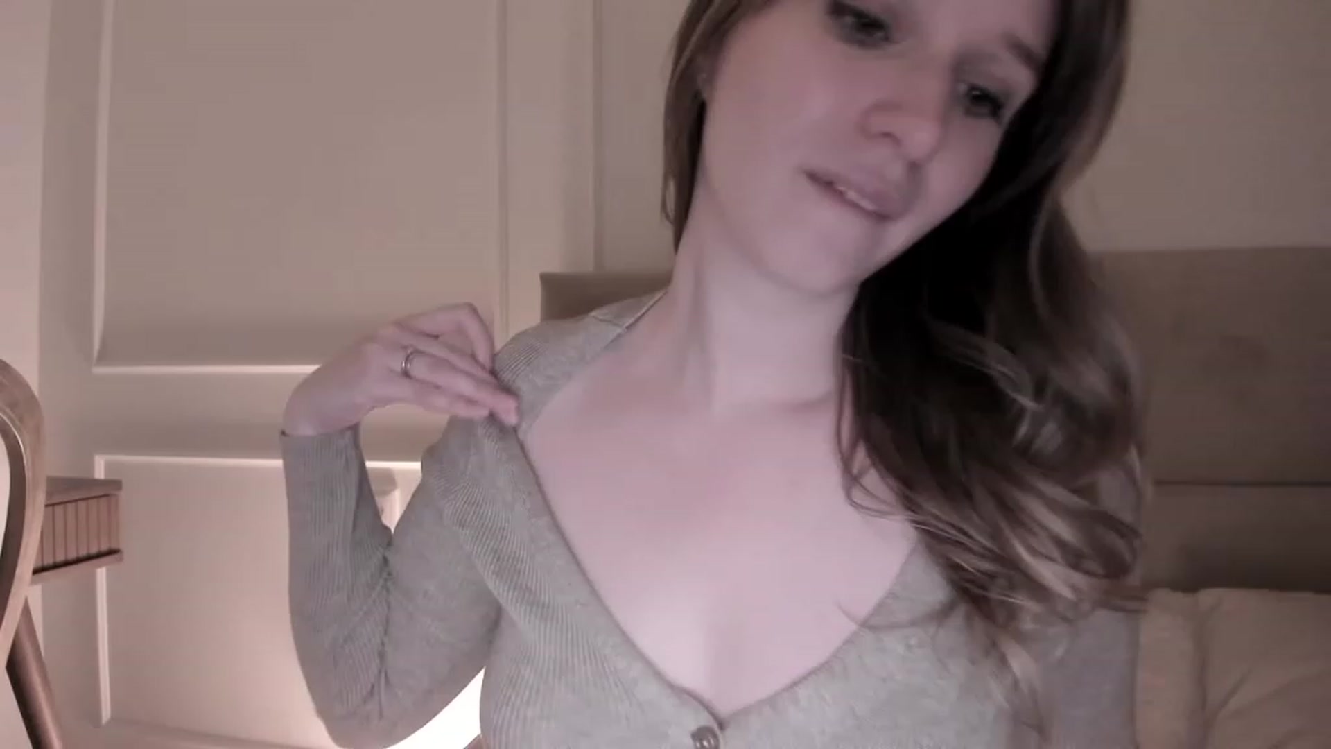 Gallery image thumbnail from Speculoos_'s myfreecams stream on, 02/13/2024, 20:39 image 15 of 20