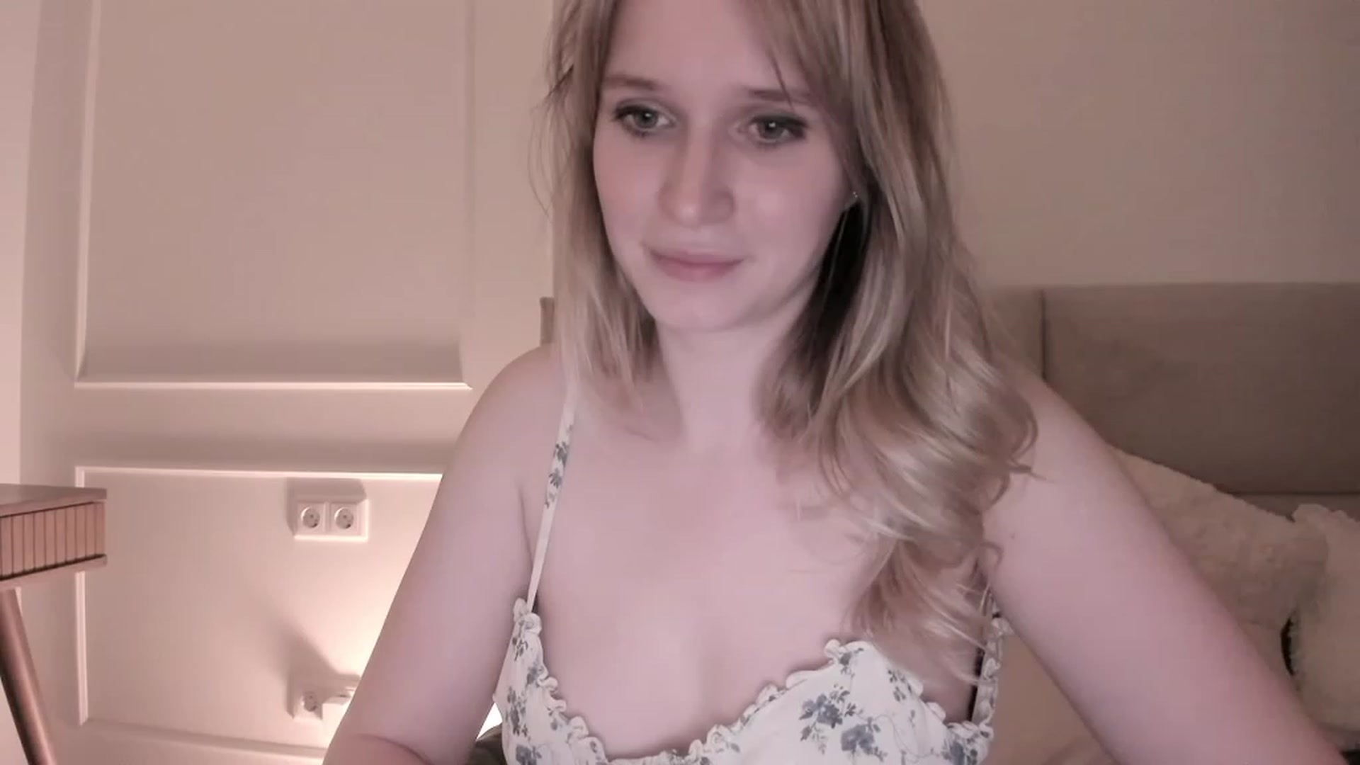 Gallery image thumbnail from Speculoos_'s myfreecams stream on, 02/26/2024, 20:48 image 9 of 20