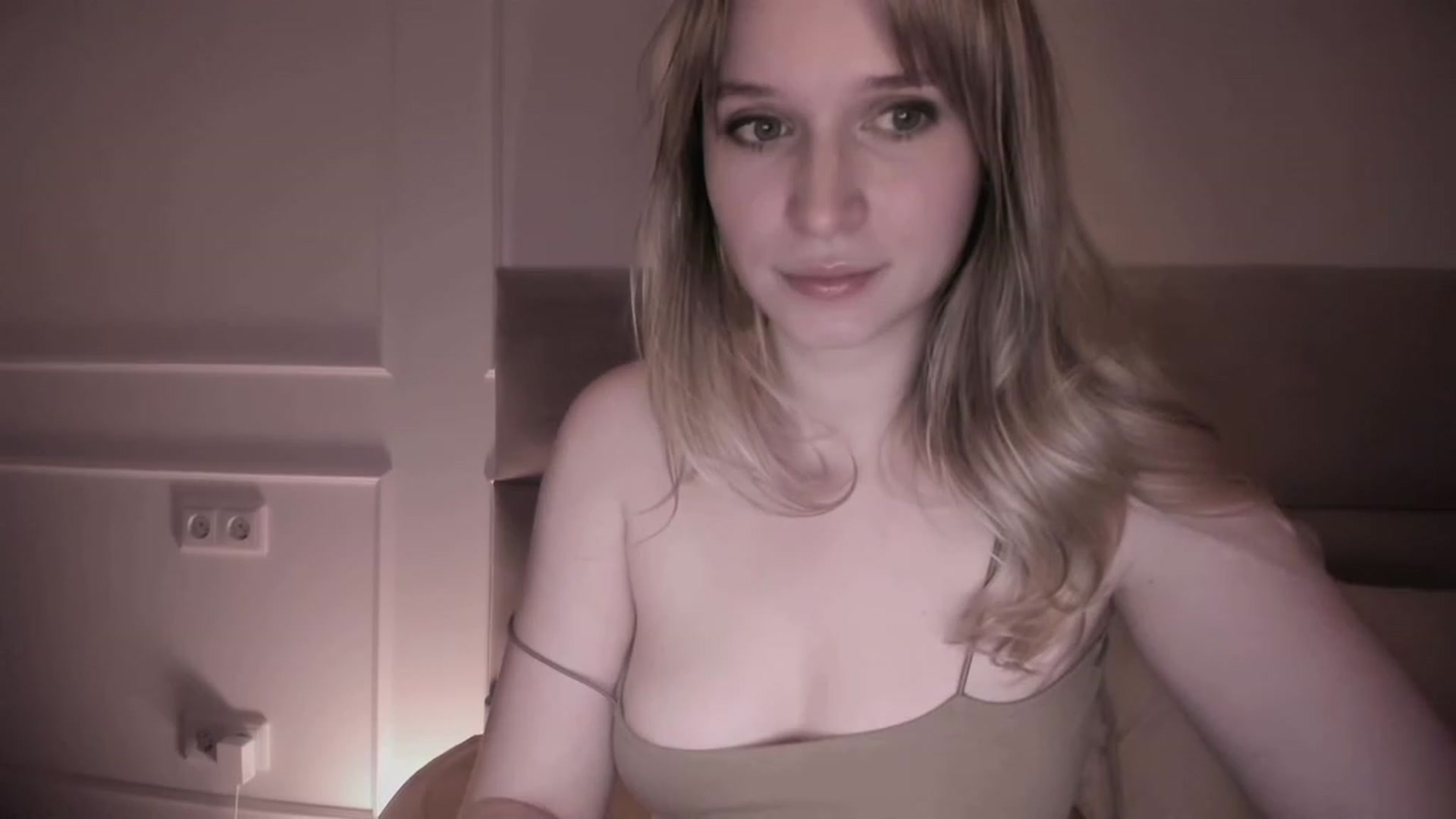 Gallery image thumbnail from Speculoos_'s myfreecams stream on, 03/08/2024, 20:54 image 12 of 20