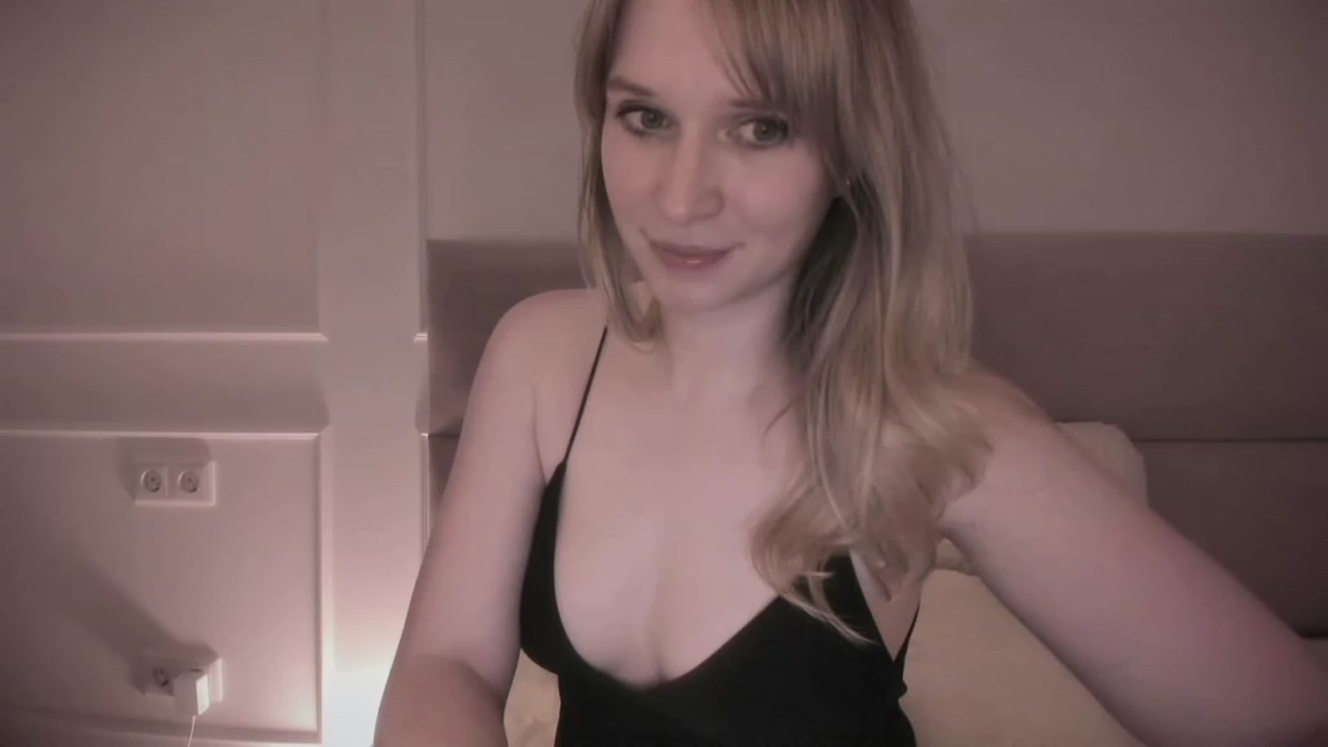 Gallery image thumbnail from Speculoos_'s myfreecams stream on, 03/15/2024, 21:38 image 12 of 20