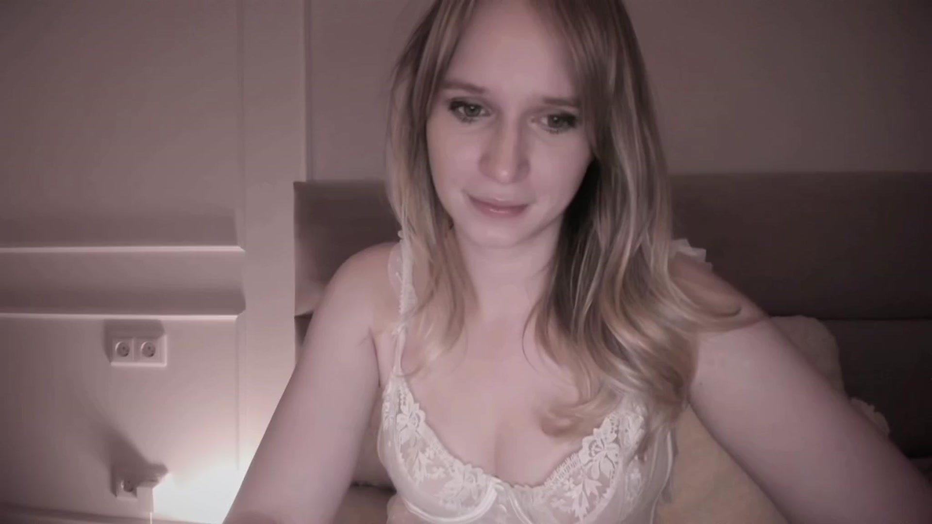 Gallery image thumbnail from Speculoos_'s myfreecams stream on, 03/25/2024, 21:24 image 1 of 20