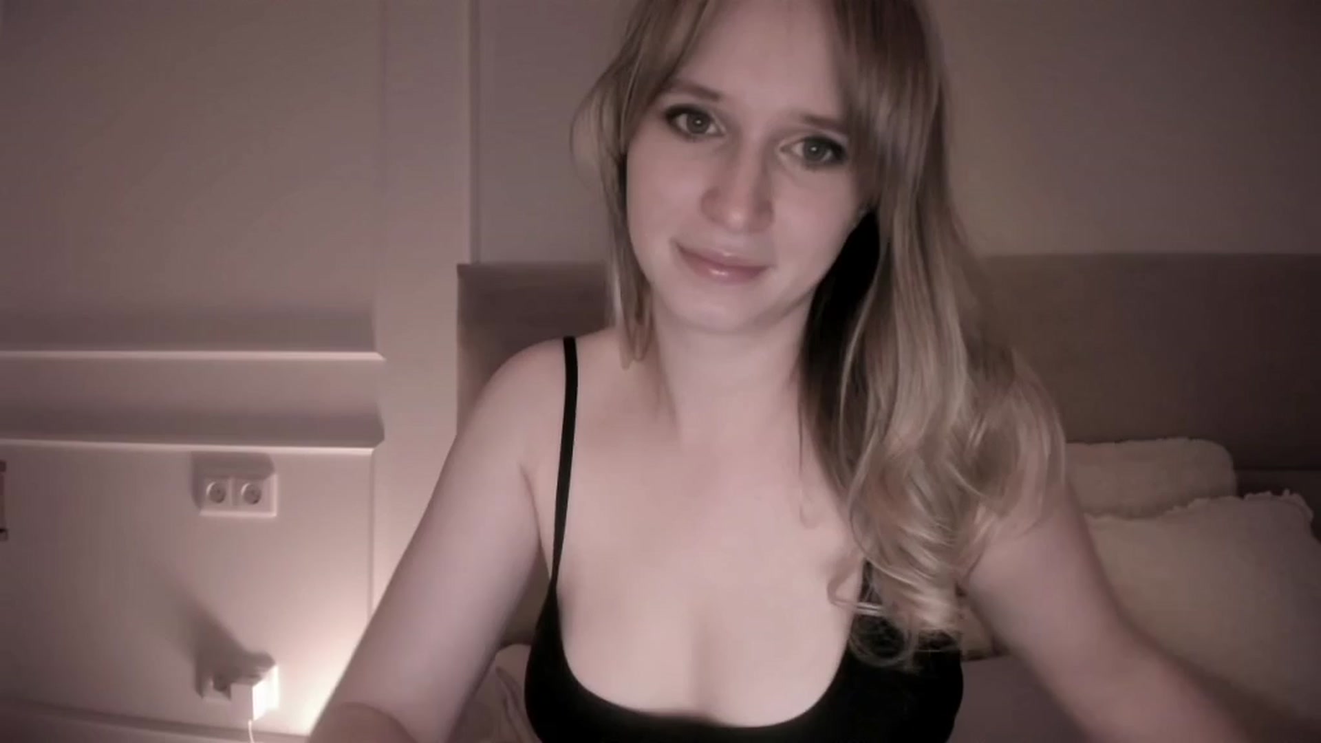Gallery image thumbnail from Speculoos_'s myfreecams stream on, 03/27/2024, 21:30 image 8 of 20