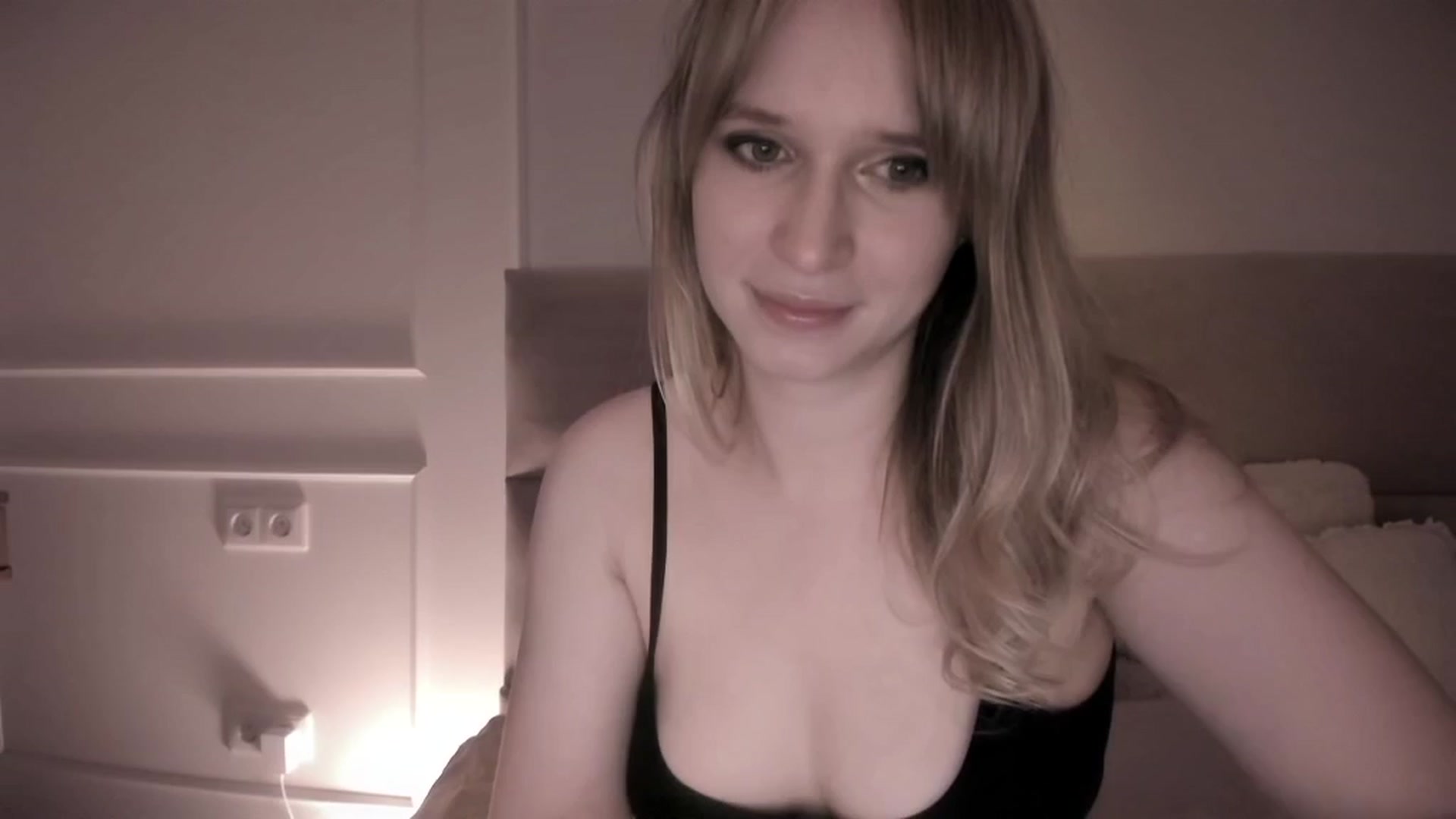 Gallery image thumbnail from Speculoos_'s myfreecams stream on, 03/27/2024, 21:30 image 17 of 20