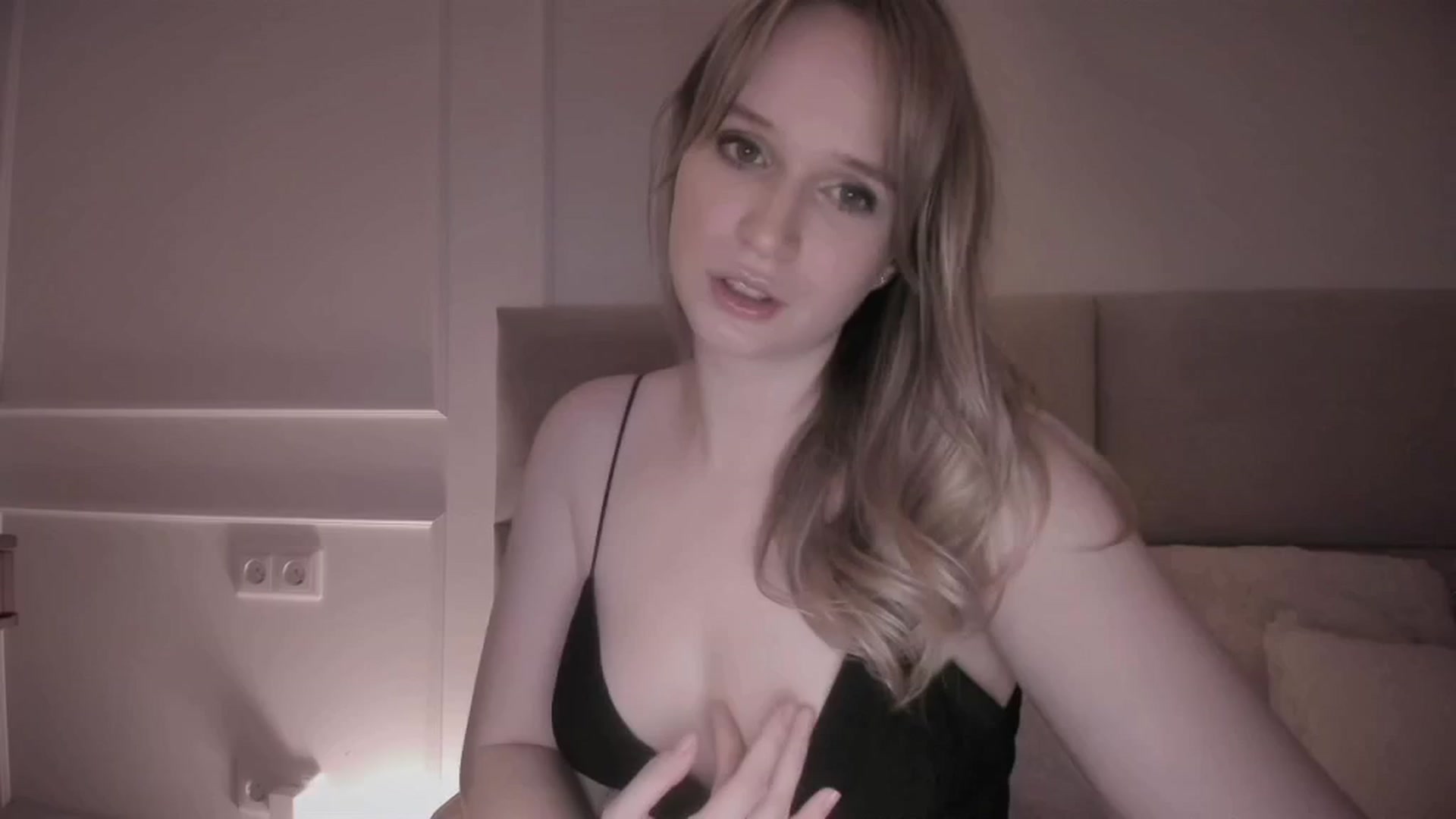 Gallery image thumbnail from Speculoos_'s myfreecams stream on, 04/16/2024, 21:02 image 20 of 20
