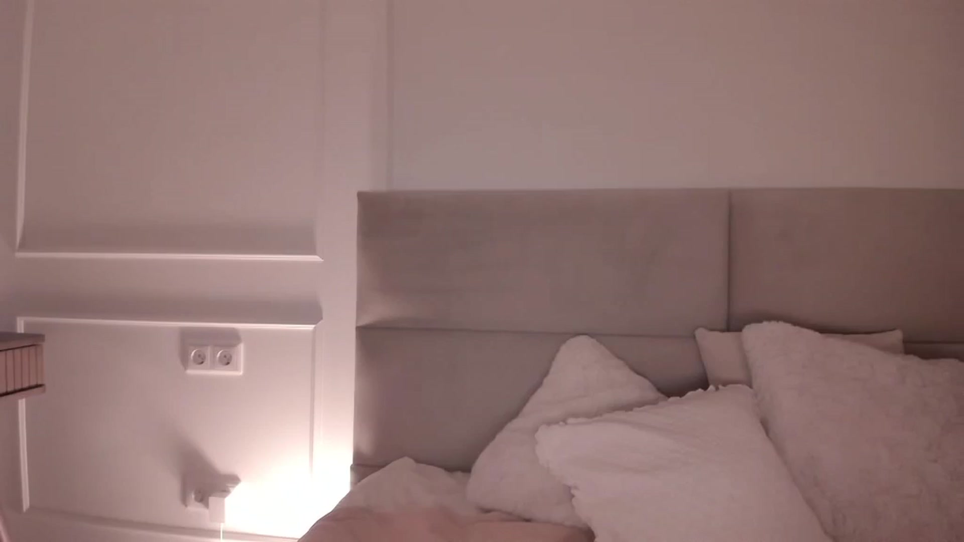 Gallery image thumbnail from Speculoos_'s myfreecams stream on, 04/17/2024, 20:30 image 18 of 20