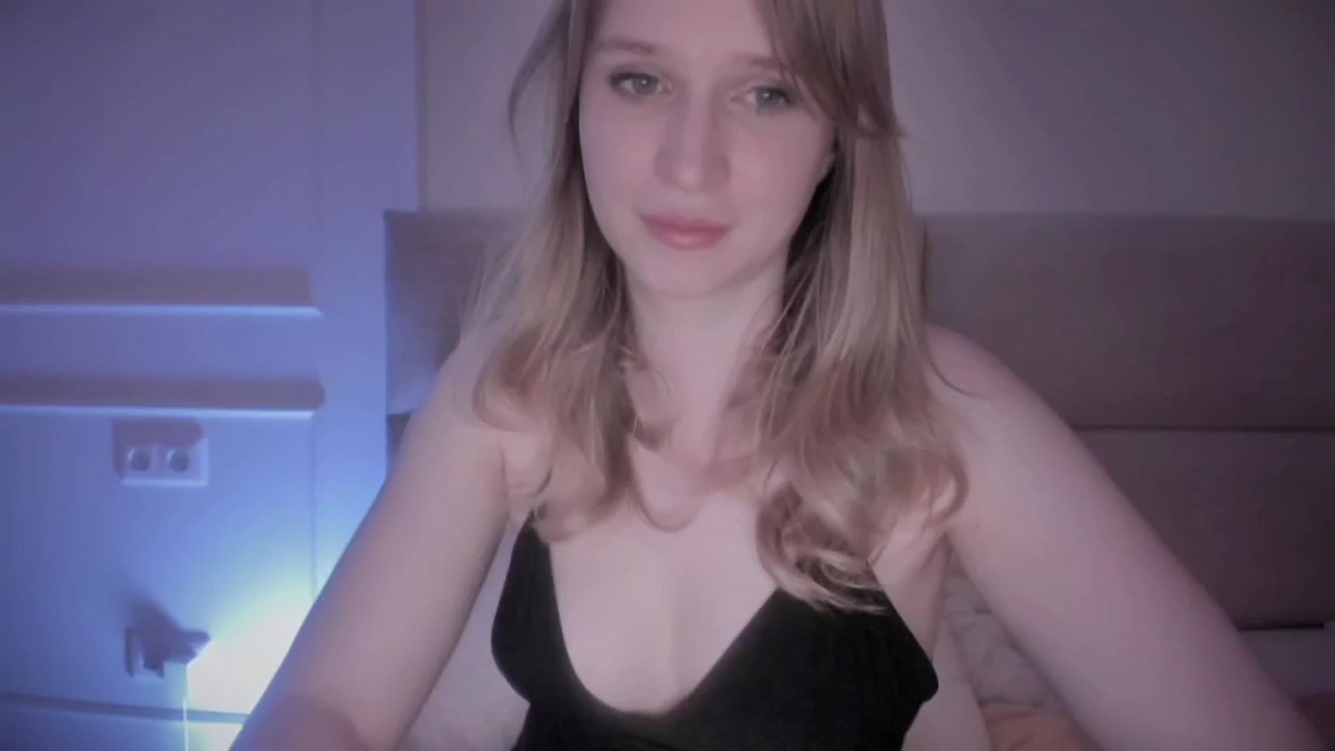 Gallery image thumbnail from Speculoos_'s myfreecams stream on, 06/03/2024, 20:16 image 4 of 20