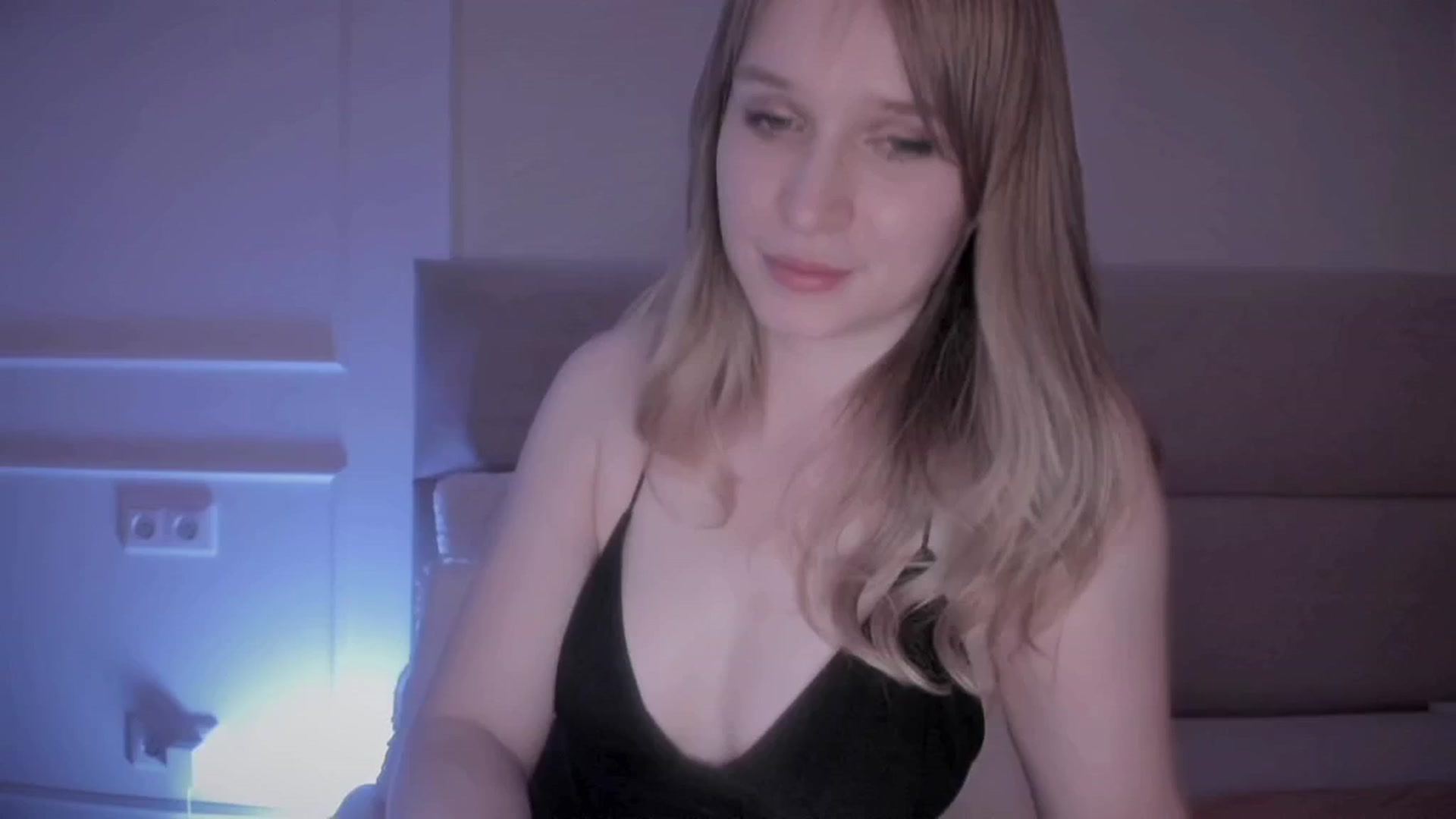 Gallery image thumbnail from Speculoos_'s myfreecams stream on, 06/03/2024, 20:16 image 10 of 20