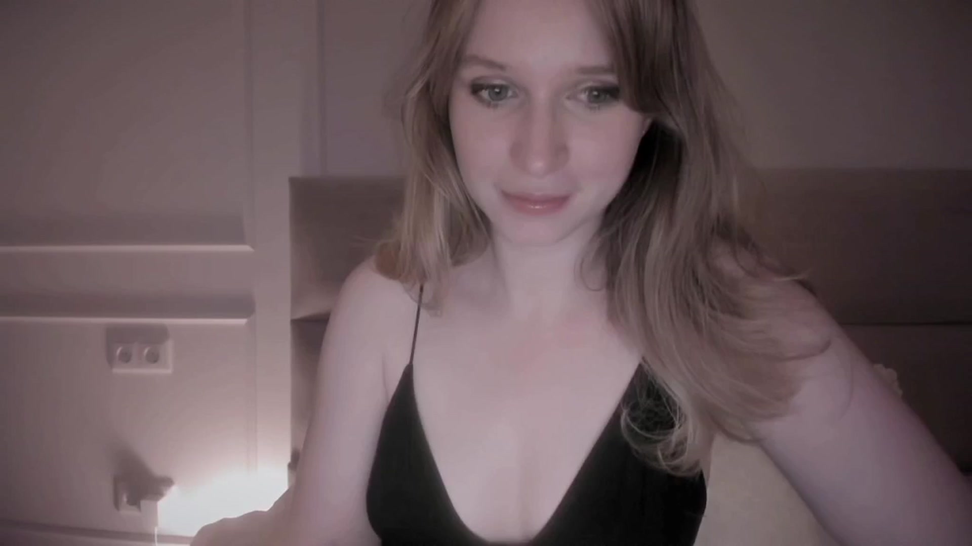 Gallery image thumbnail from Speculoos_'s myfreecams stream on, 07/10/2024, 20:19 image 8 of 20
