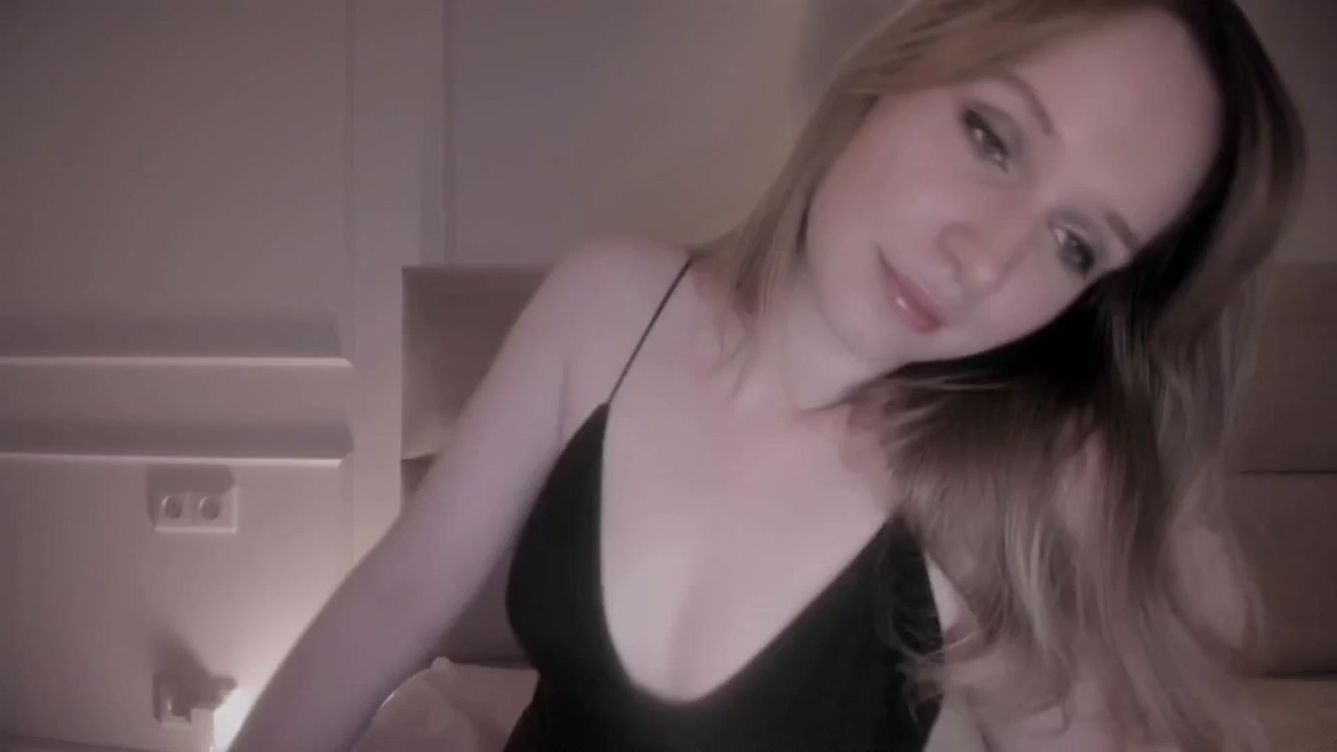 Gallery image thumbnail from Speculoos_'s myfreecams stream on, 07/10/2024, 20:19 image 1 of 20