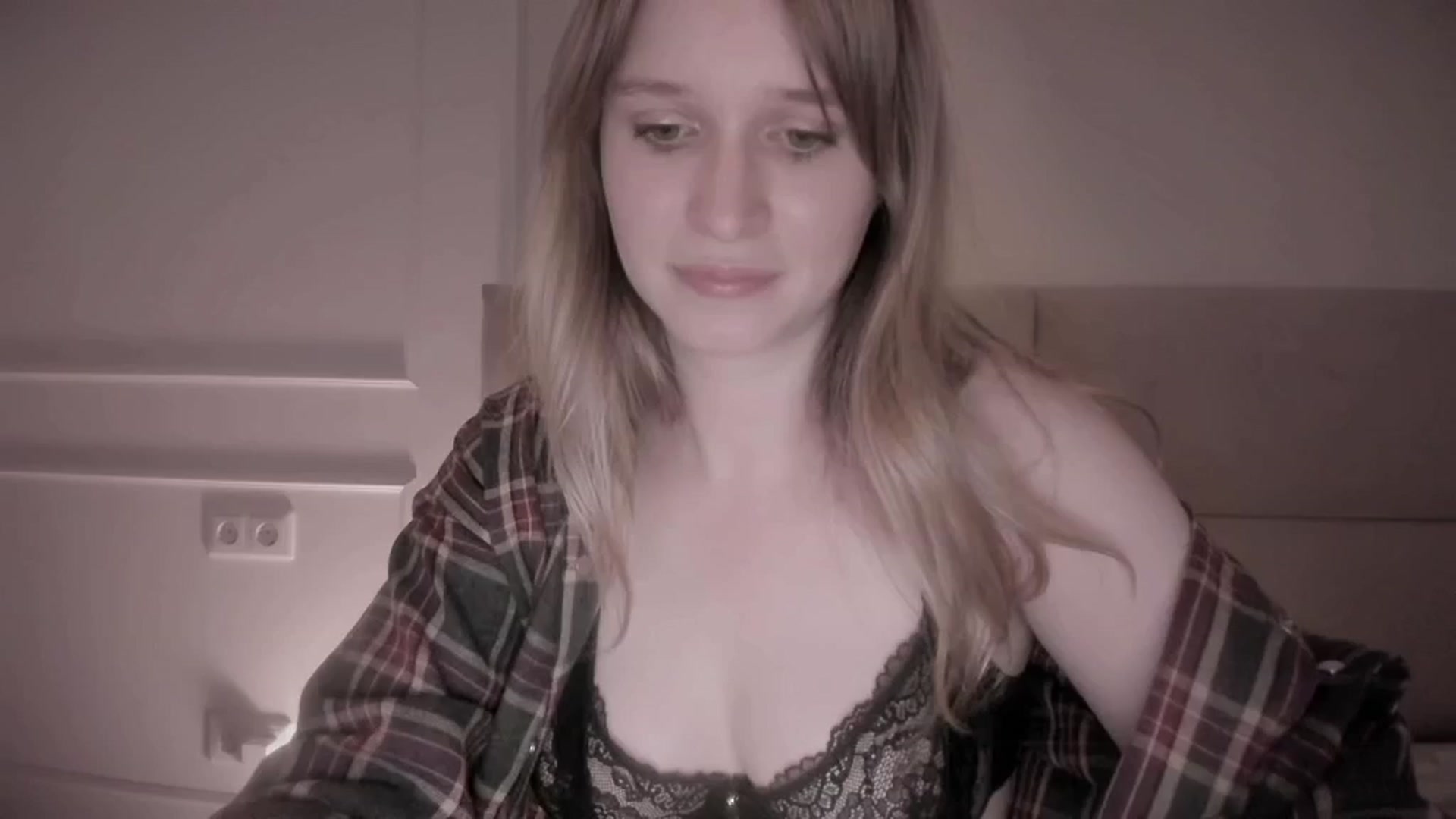 Gallery image thumbnail from Speculoos_'s myfreecams stream on, 07/29/2024, 19:54 image 5 of 20