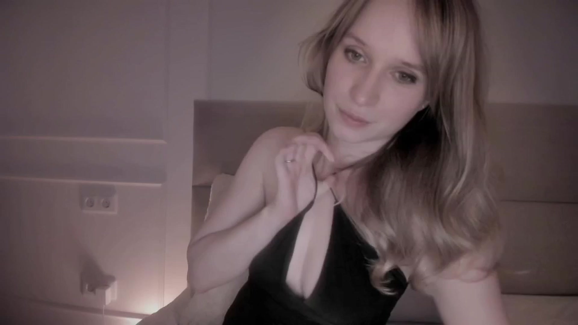 Gallery image thumbnail from Speculoos_'s myfreecams stream on, 07/30/2024, 19:48 image 4 of 20